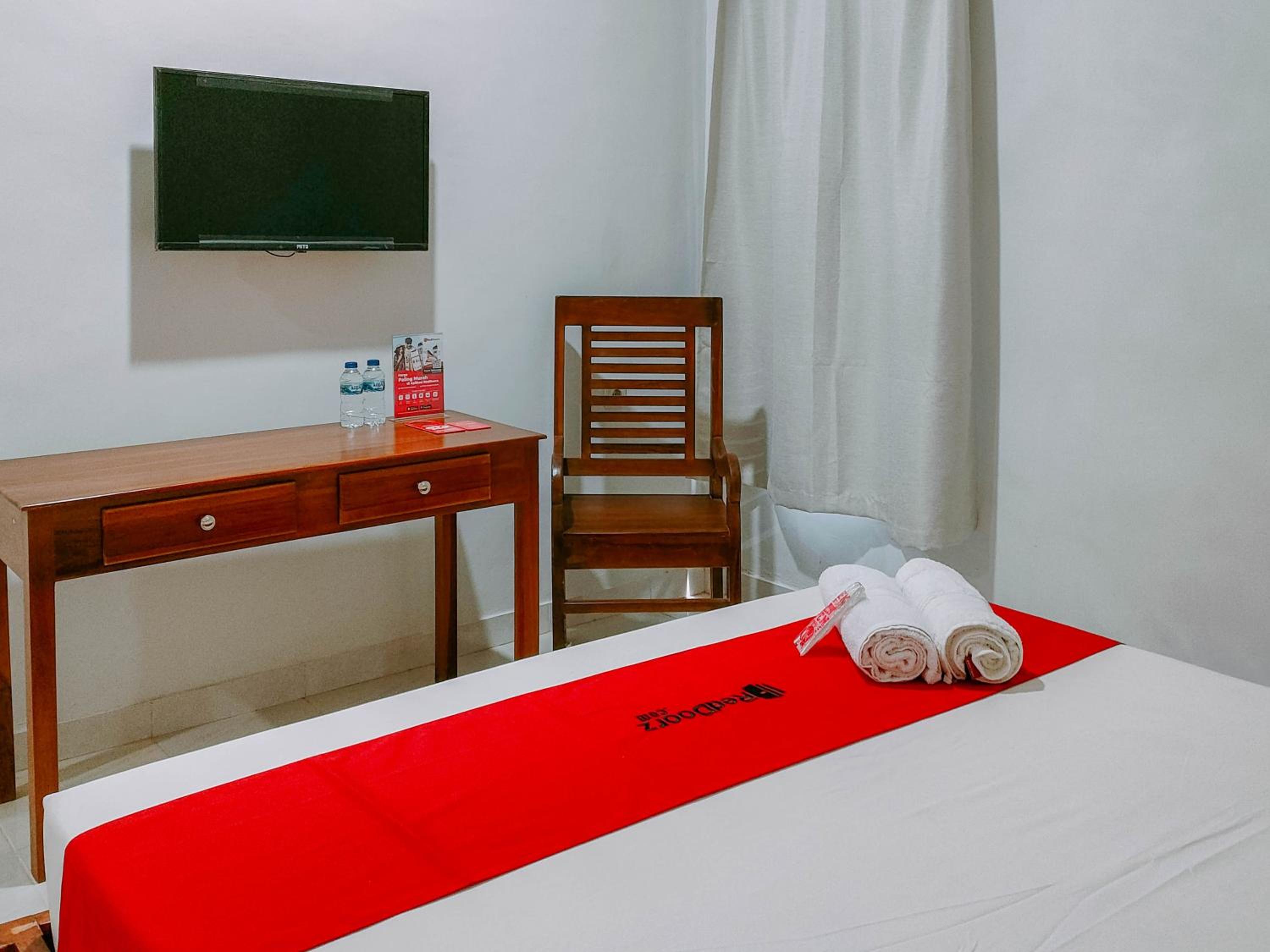 Standard Double Room - Photo 6