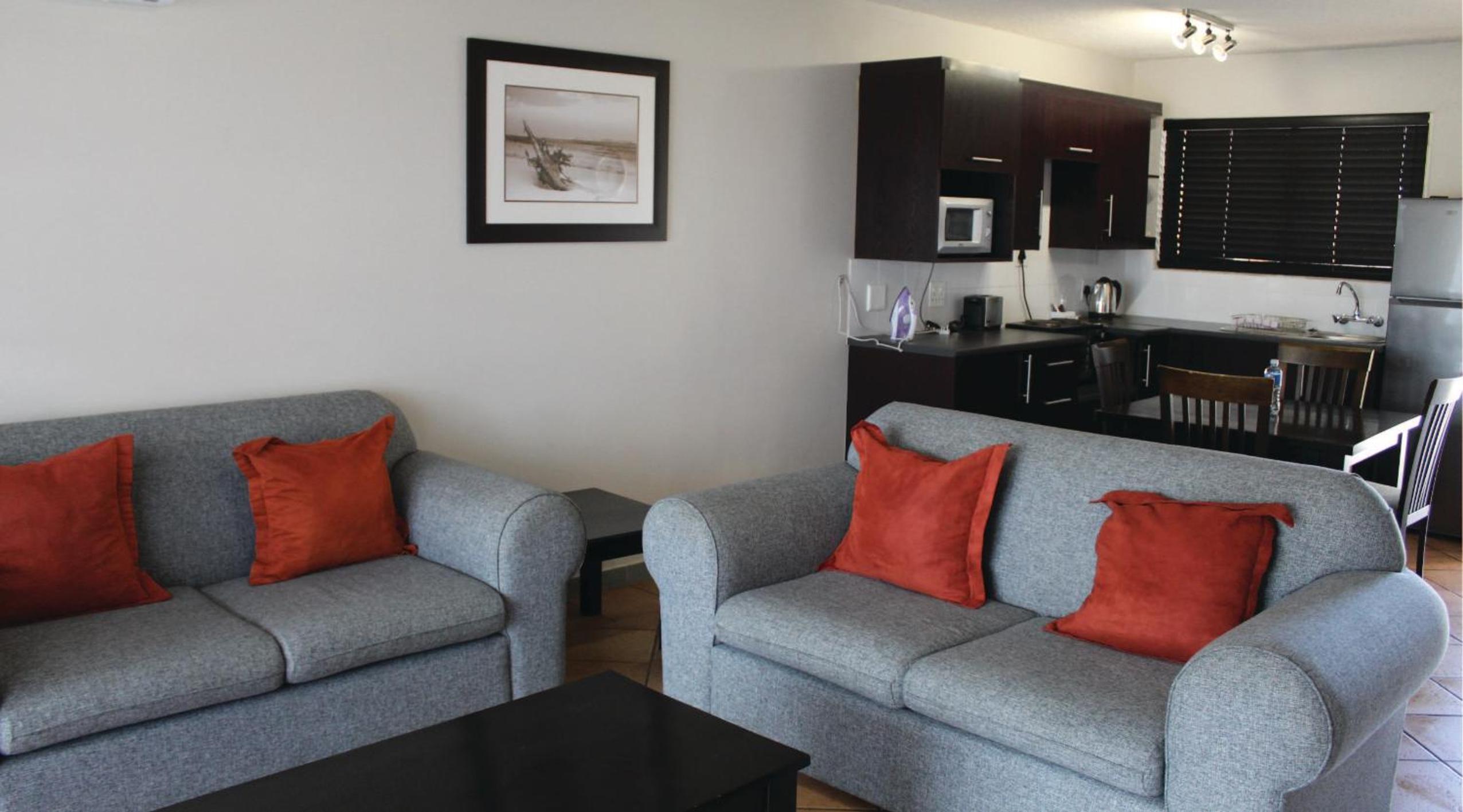 Two-Bedroom Apartment - Photo 4