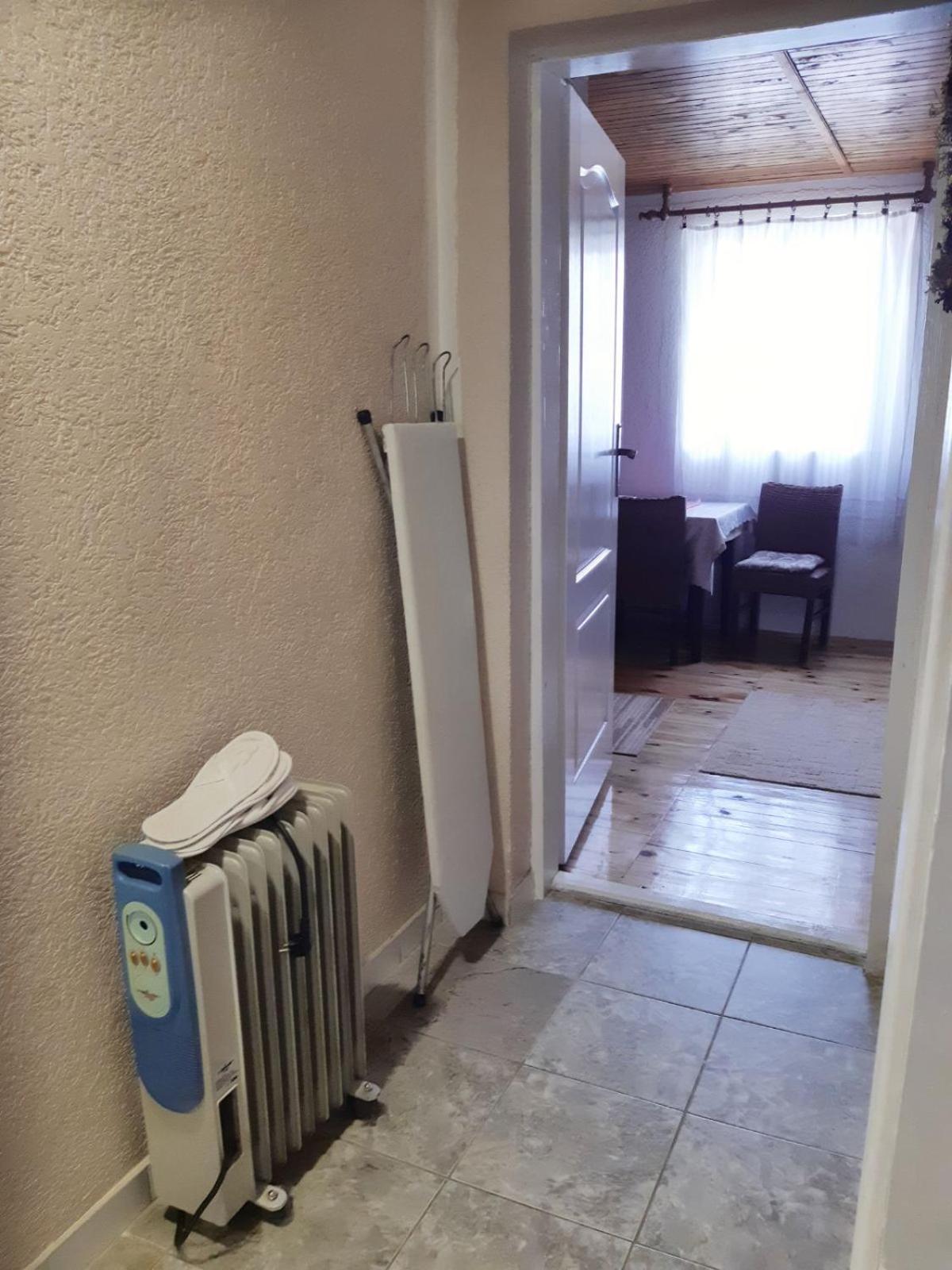 One-Bedroom Apartment - Photo 17