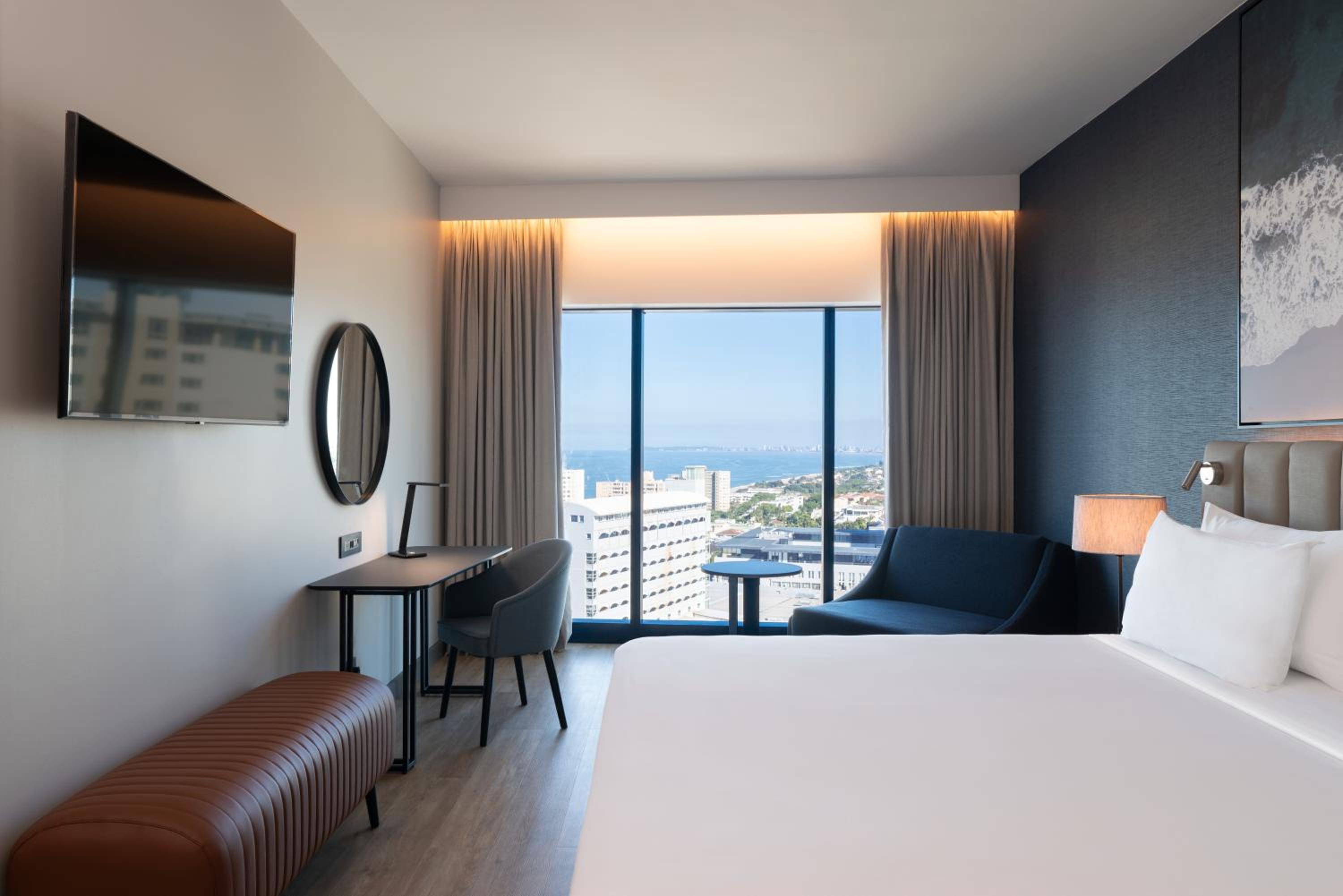 Premium Room with Sea View - Photo 2