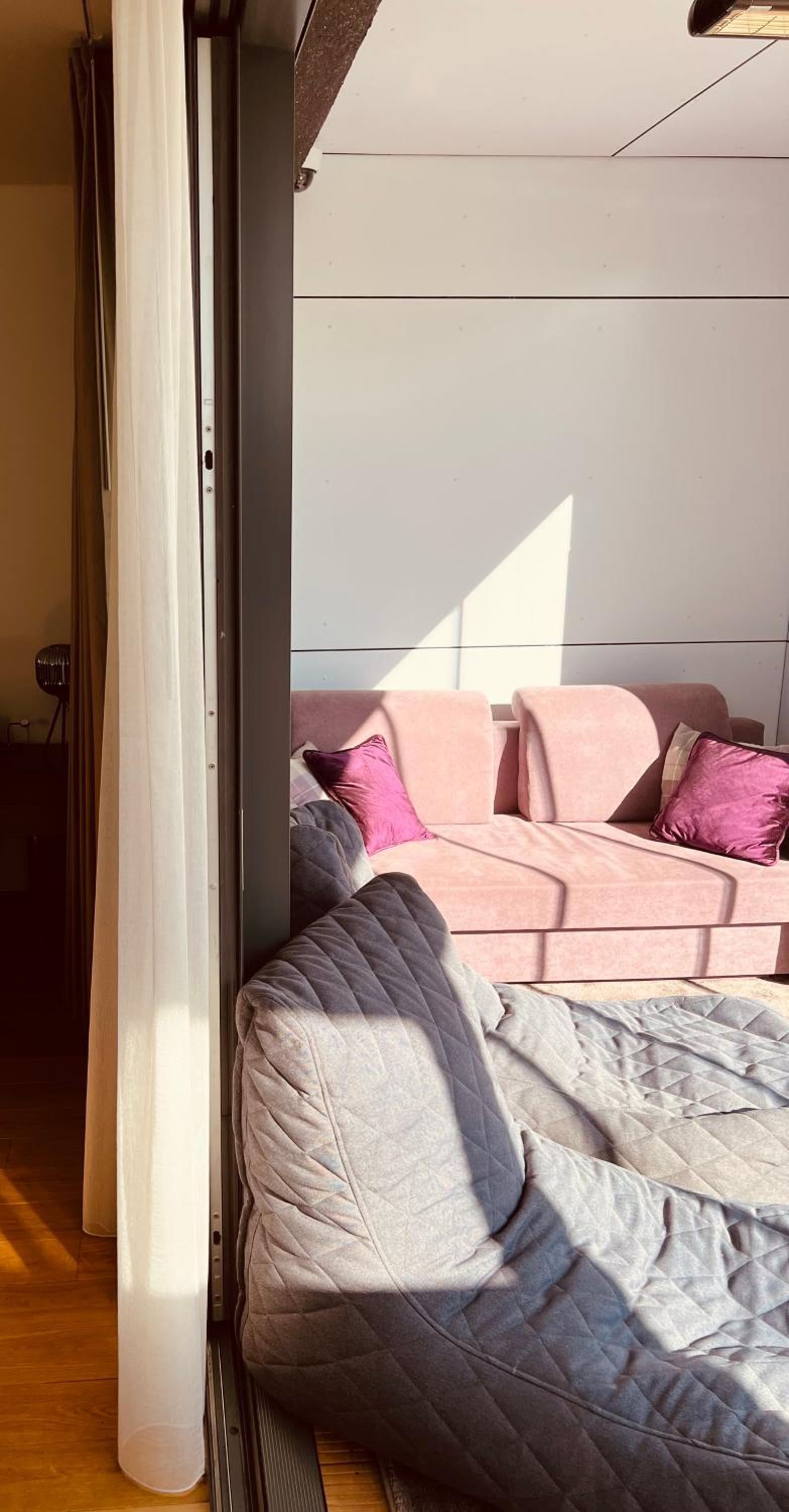 One-Bedroom Apartment - Photo 6