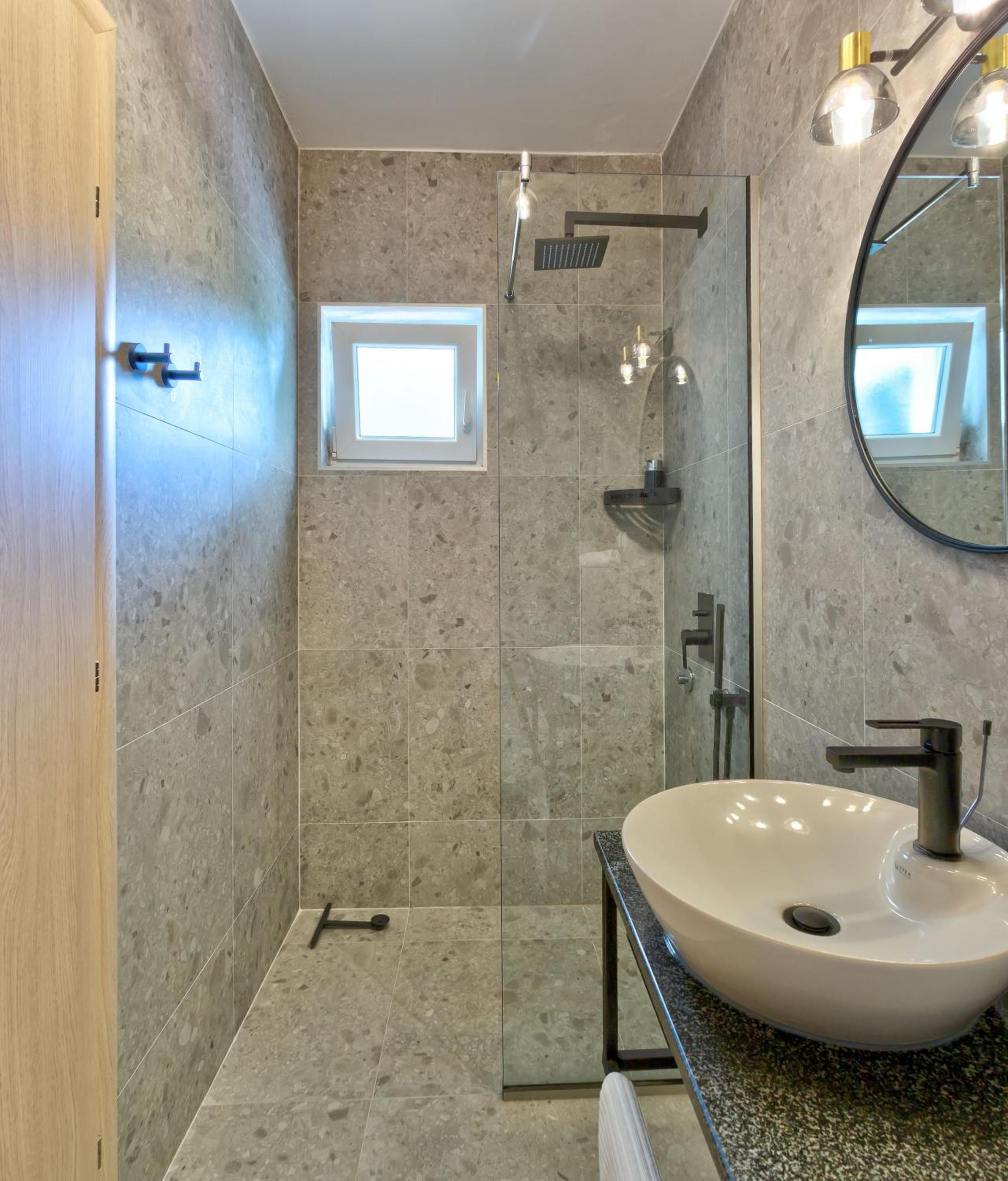 Deluxe Double Room with Balcony and Sea View photo 3