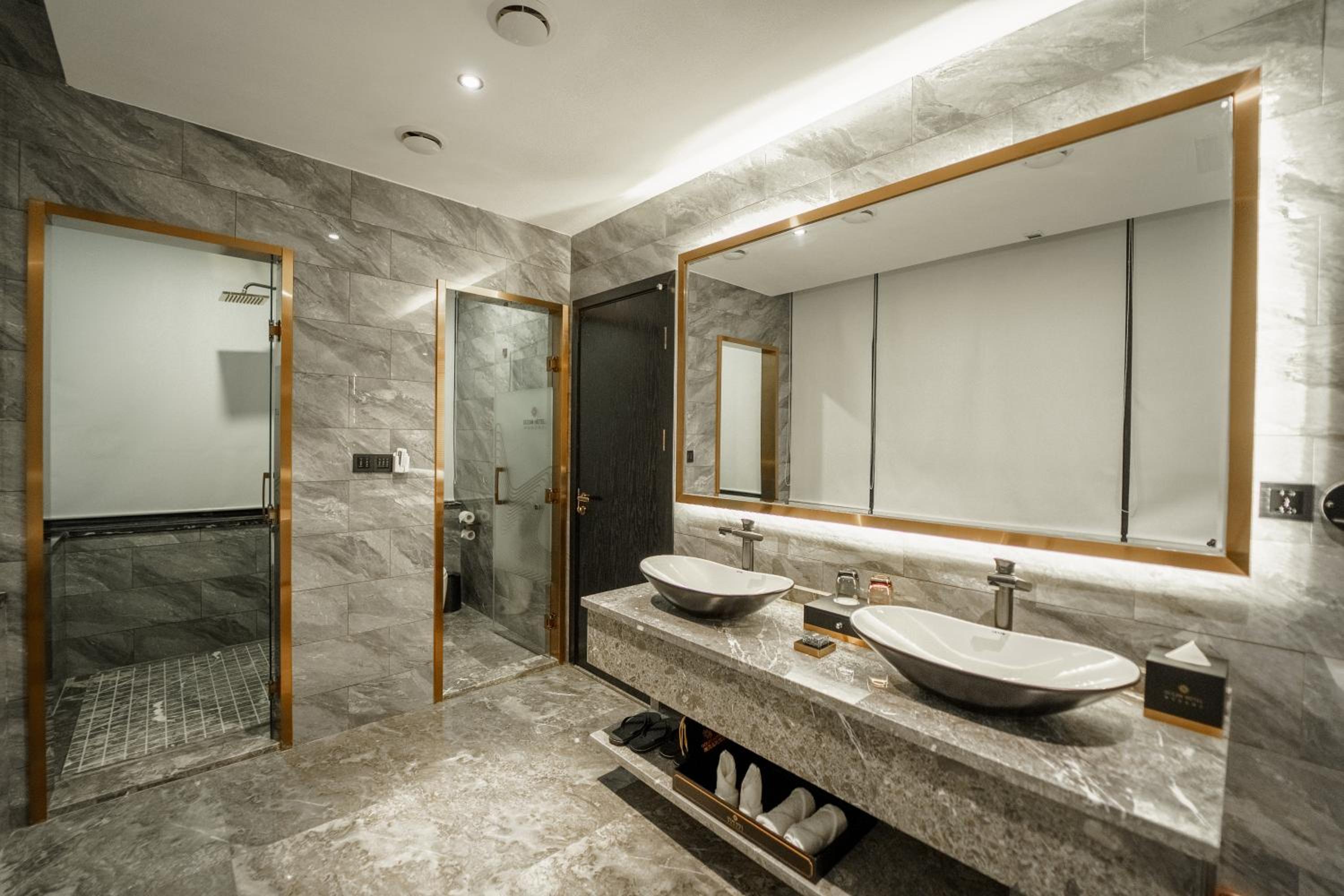 Junior Suite - Photo 12