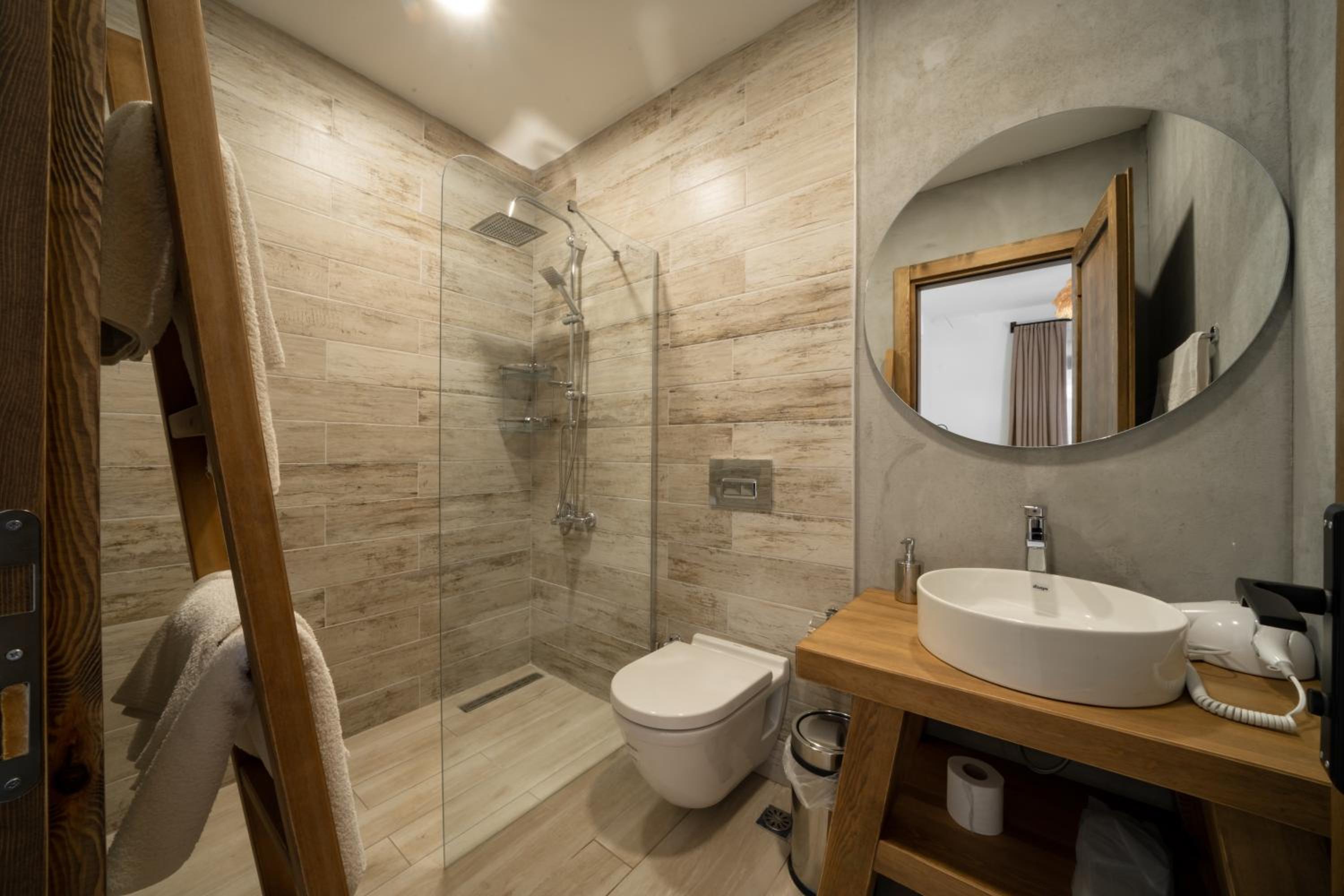 Classic Quadruple Room - Photo 2