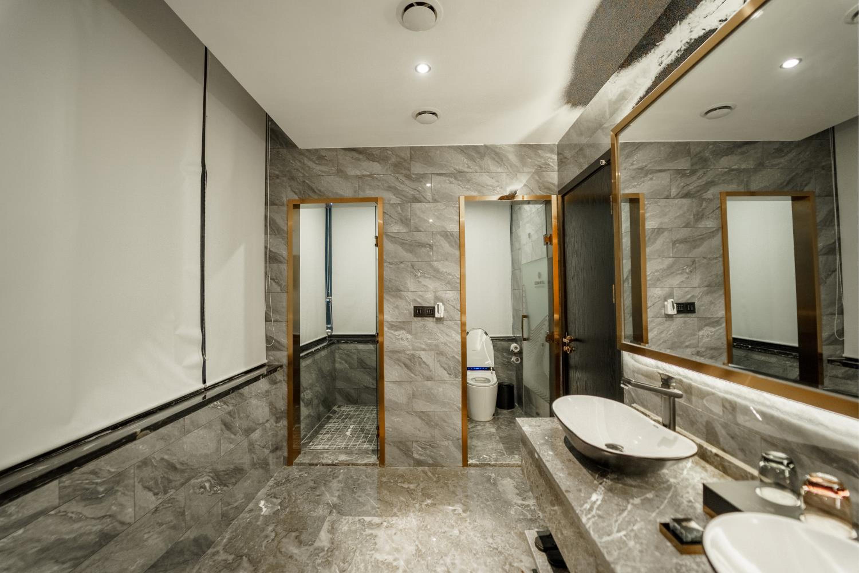 Junior Suite - Photo 13