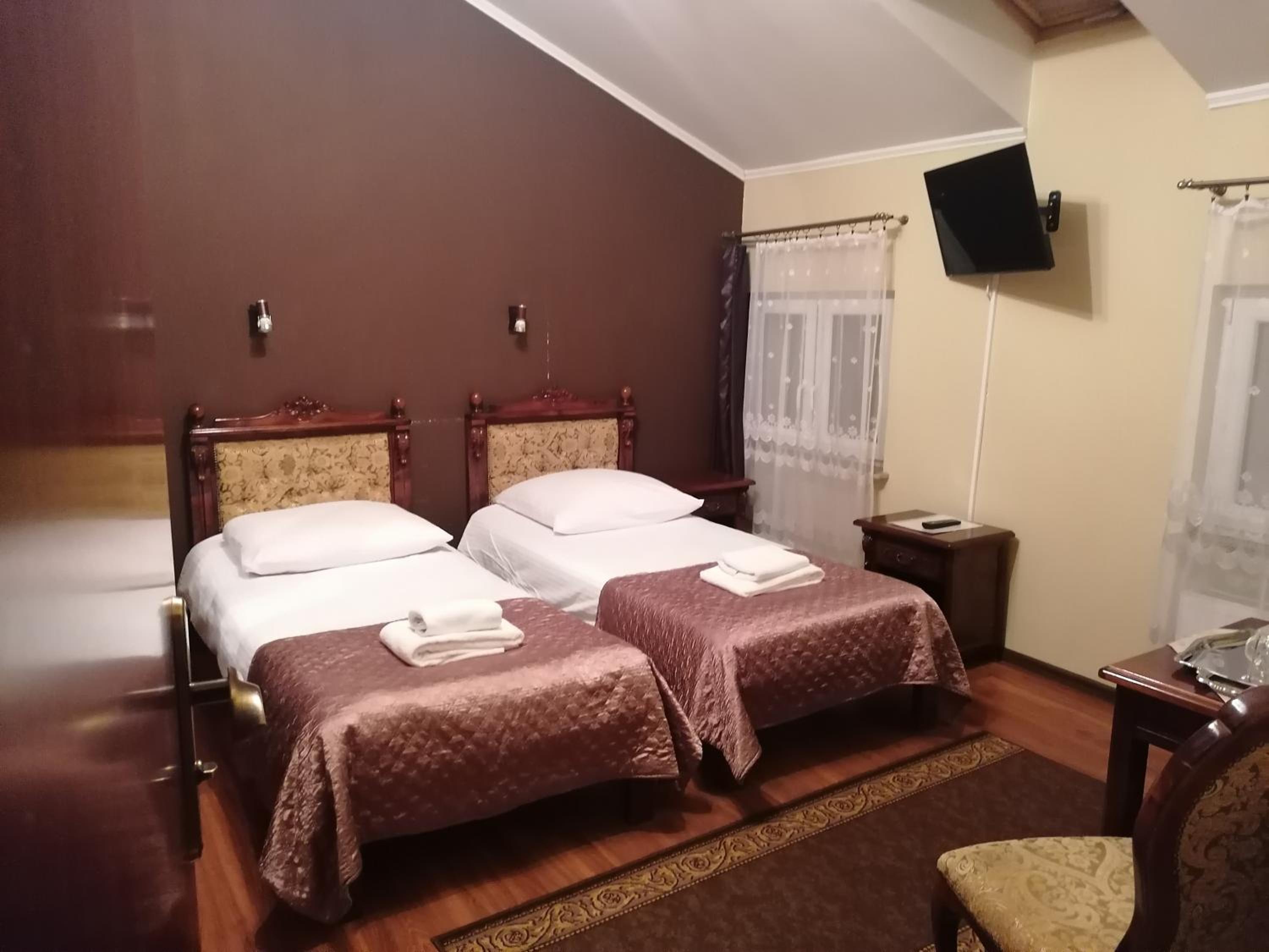 Double or Twin Room - Photo 1