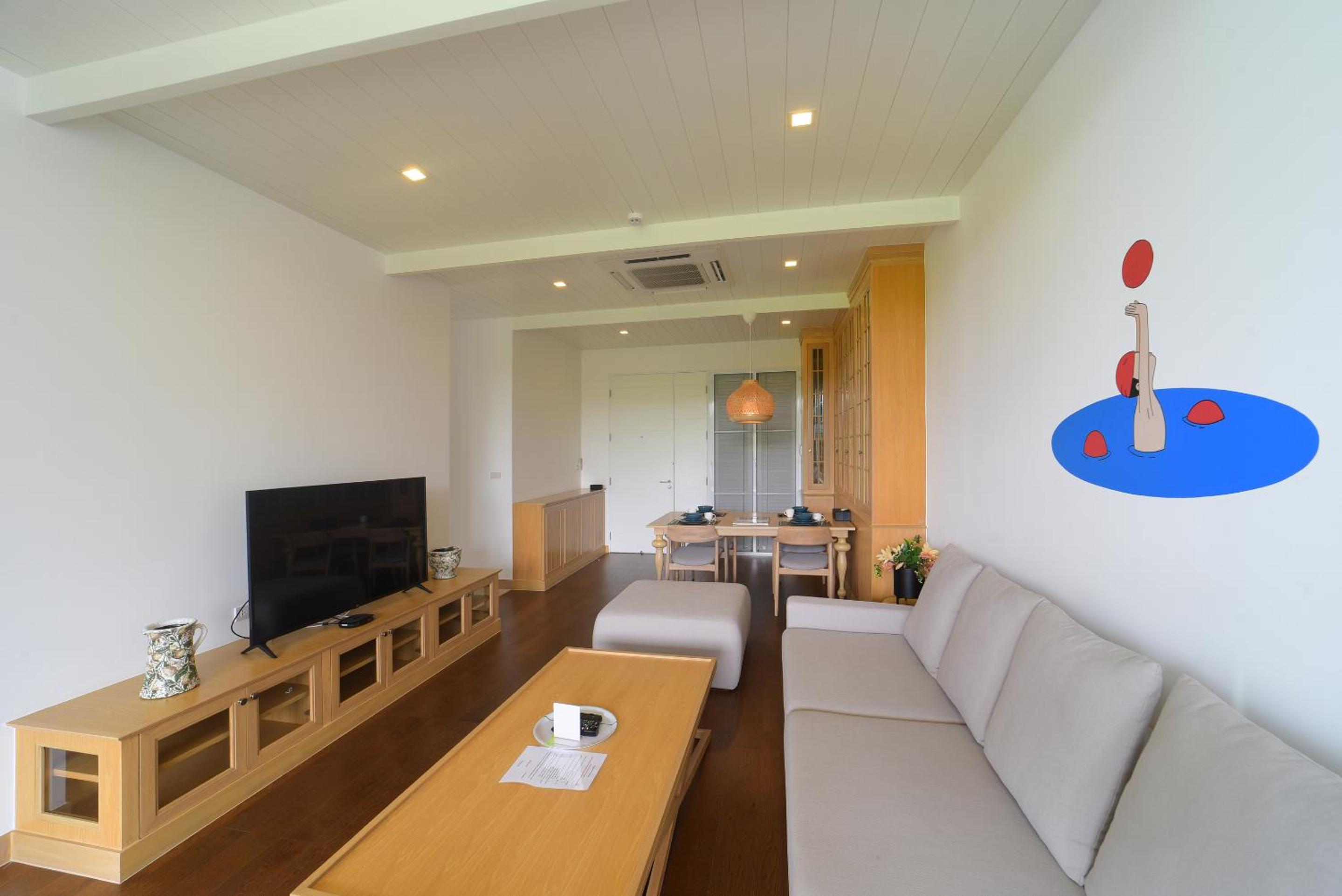 Suite with River View - Photo 9