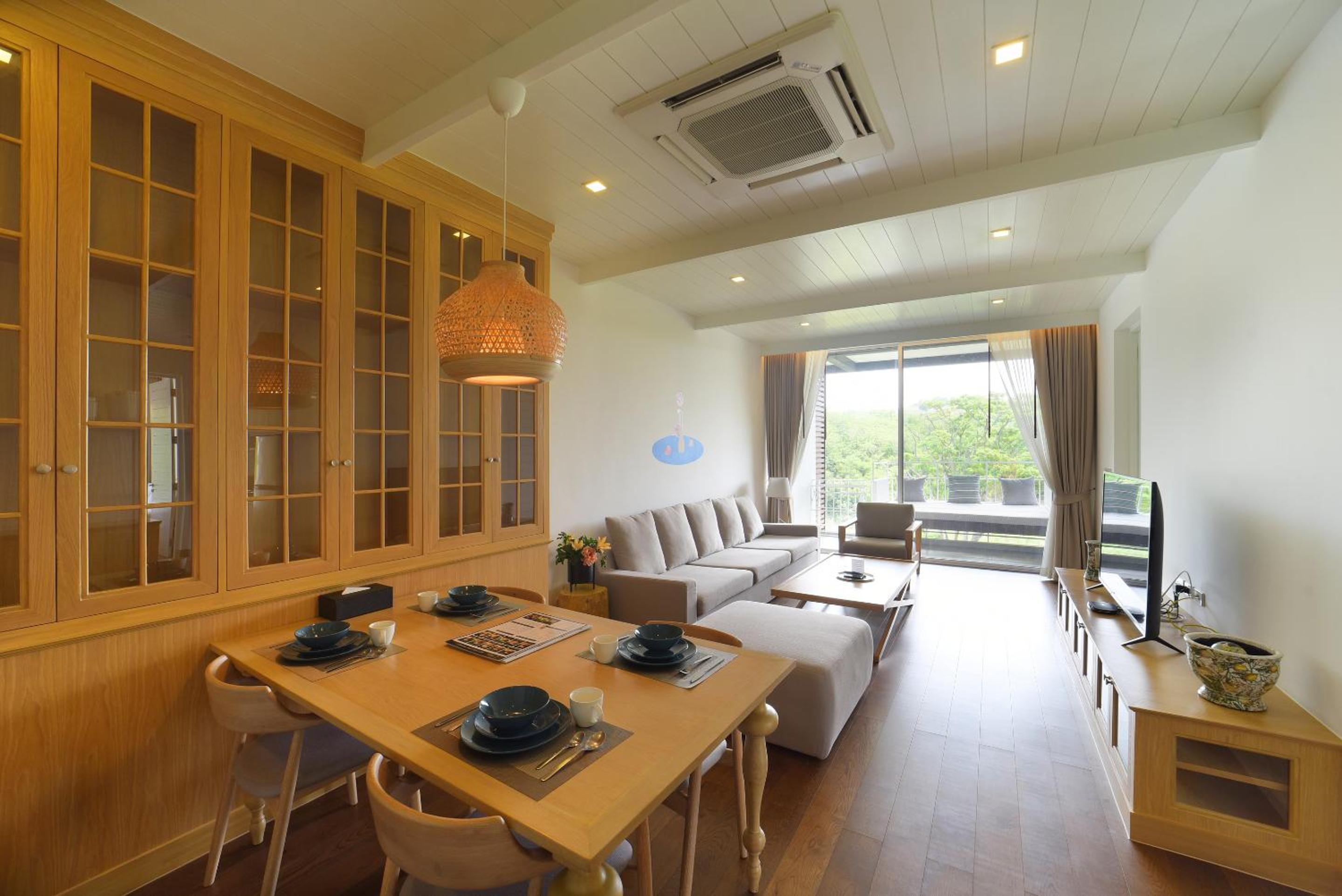 Suite with River View - Photo 6