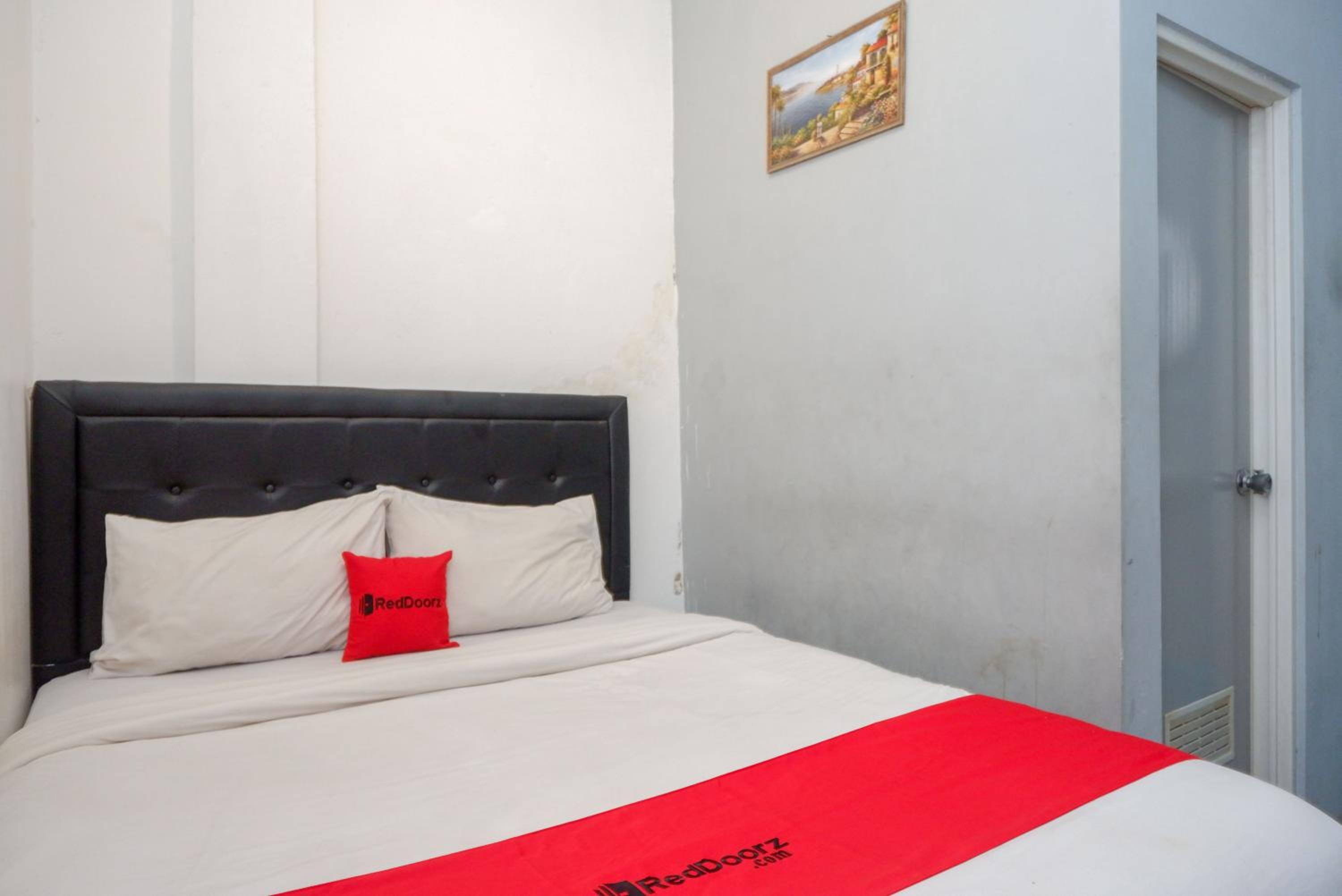Standard Double Room - Photo 2