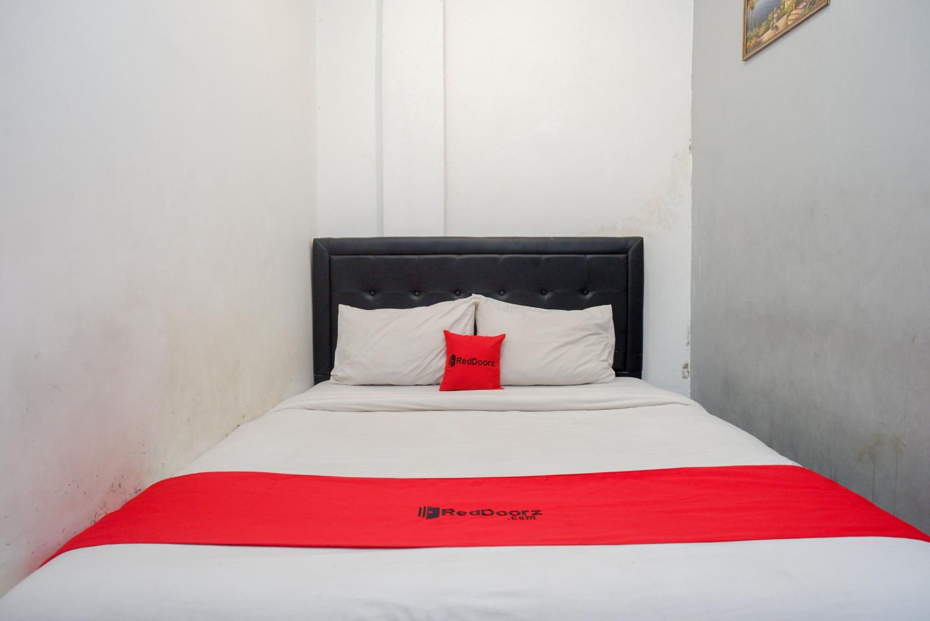 Standard Double Room - Photo 6