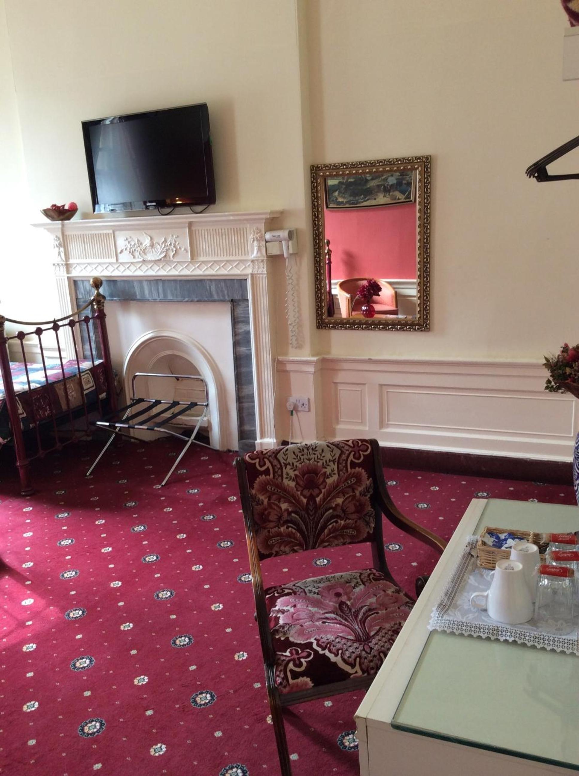 Quadruple Room - Photo 5