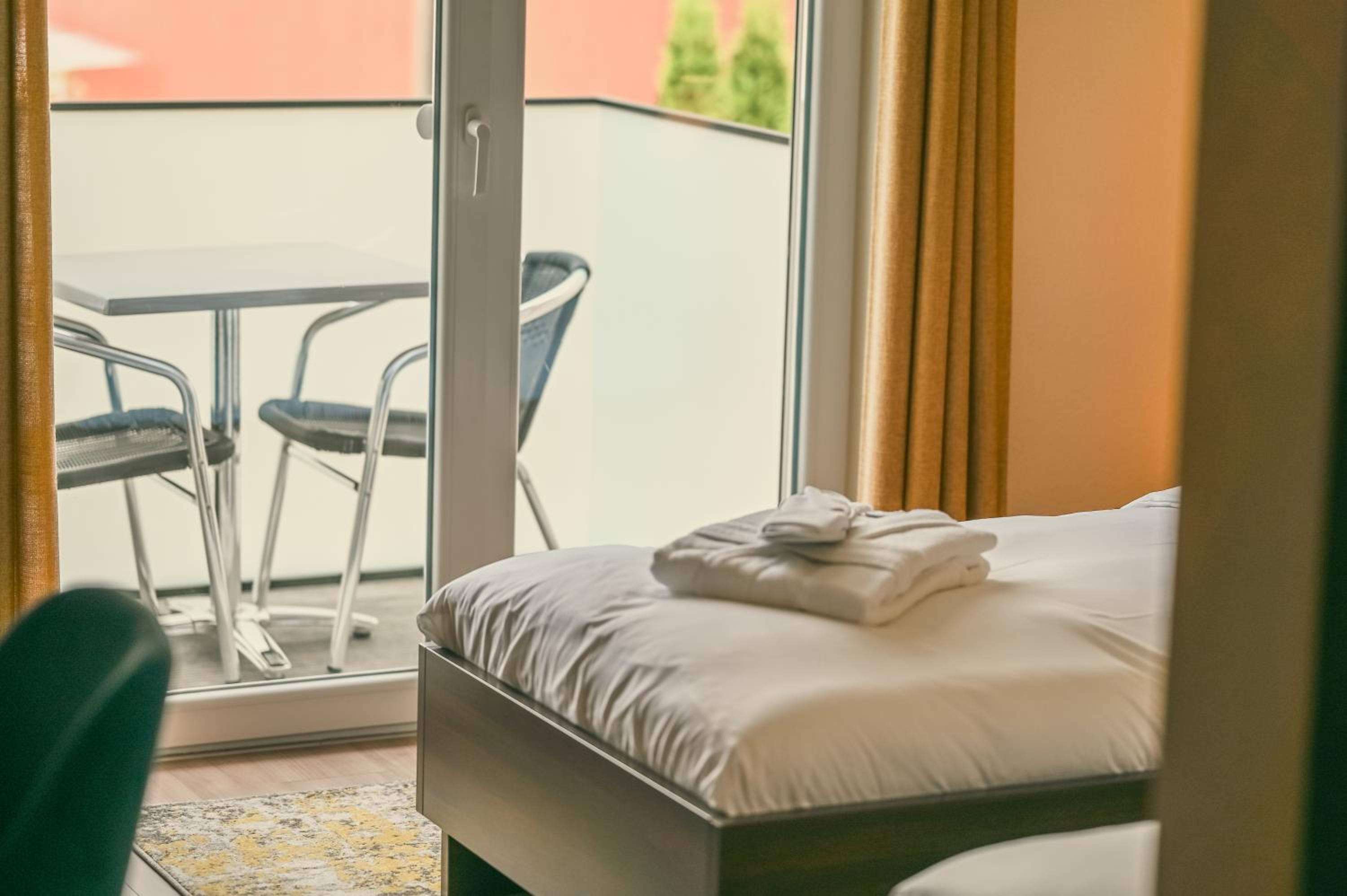 Twin Room with Balcony photo 1