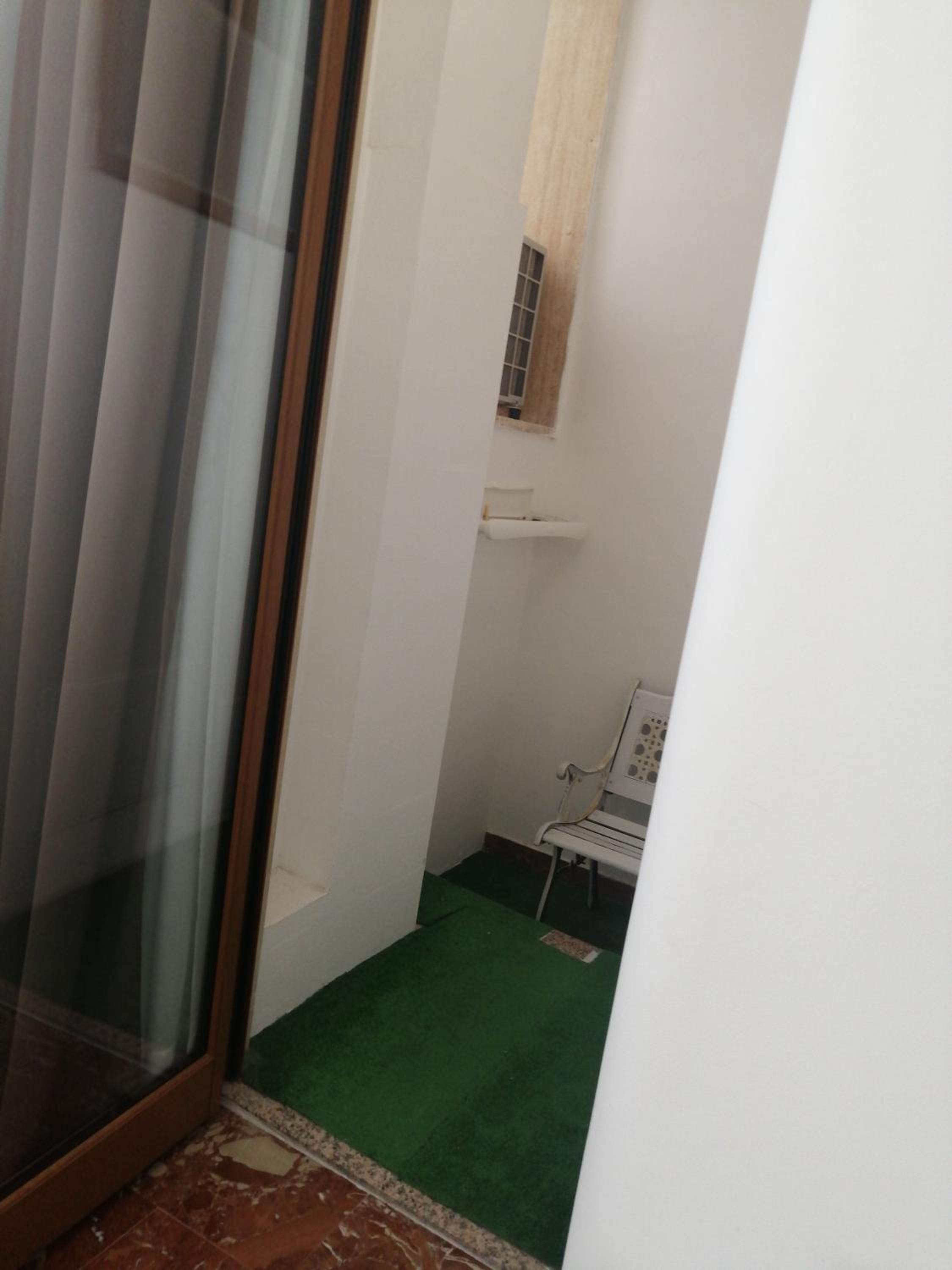 Economy Double Room photo 2