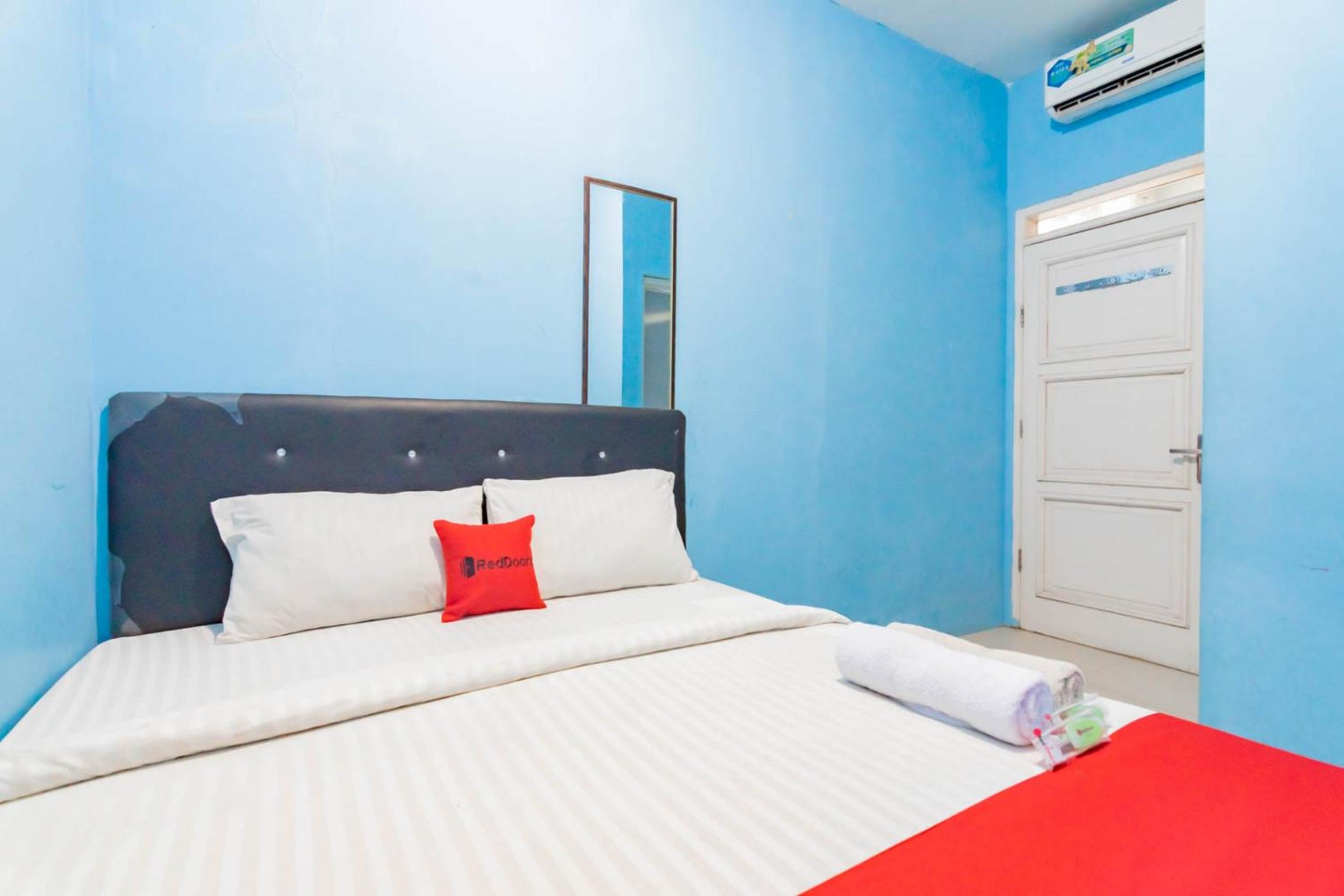 Standard Double Room - Photo 3