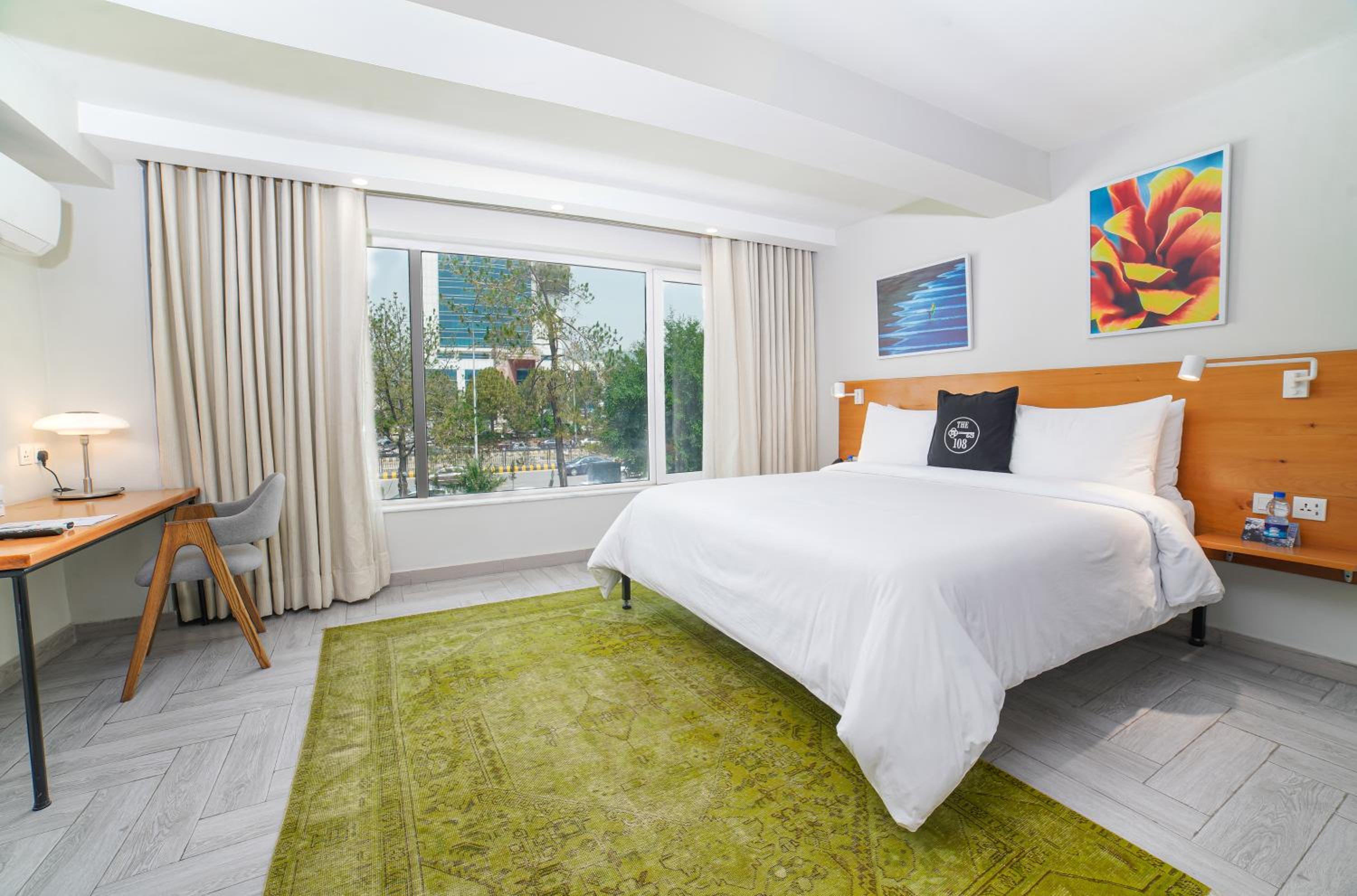 Superior King Room