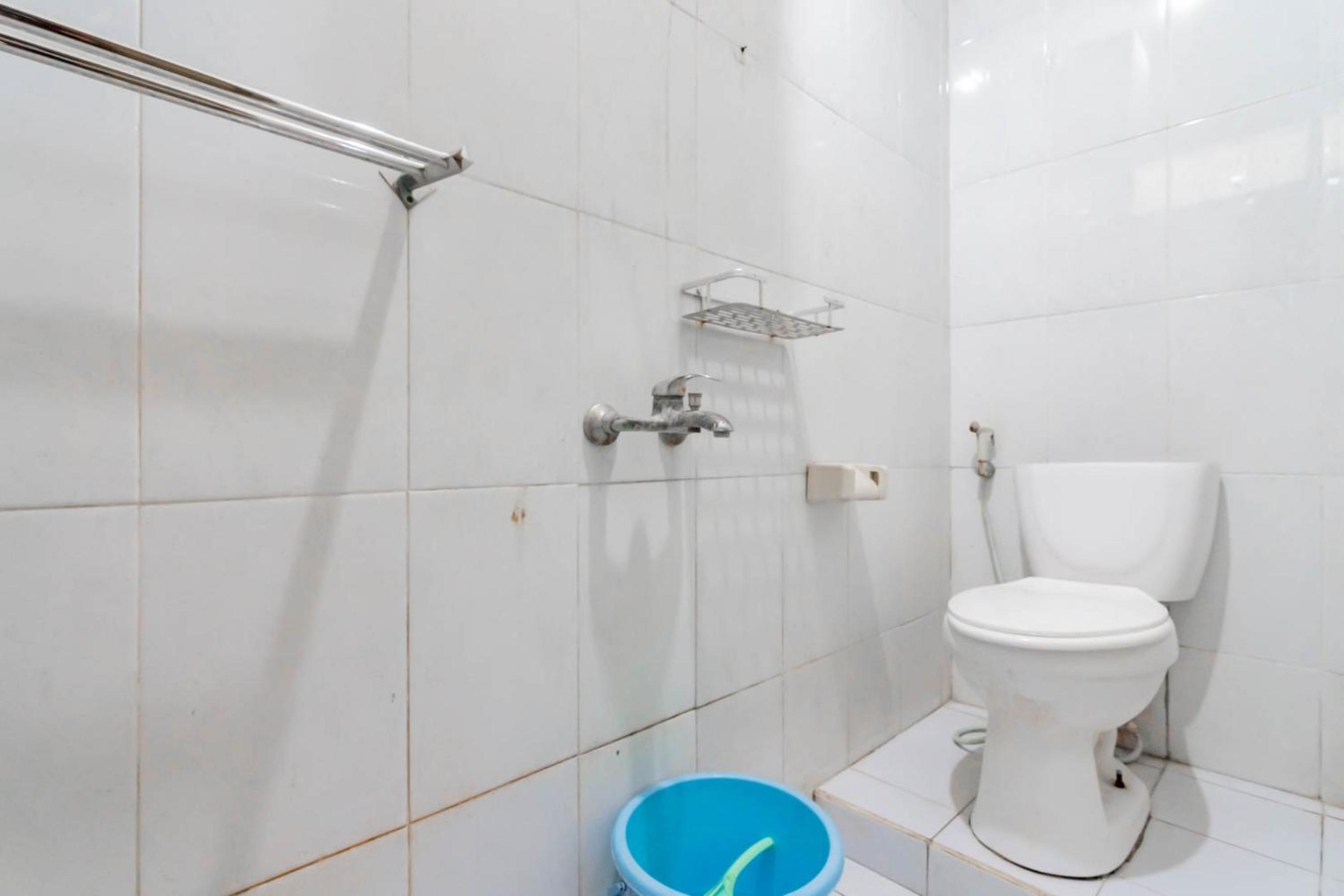 Standard Double Room with Fan photo 2