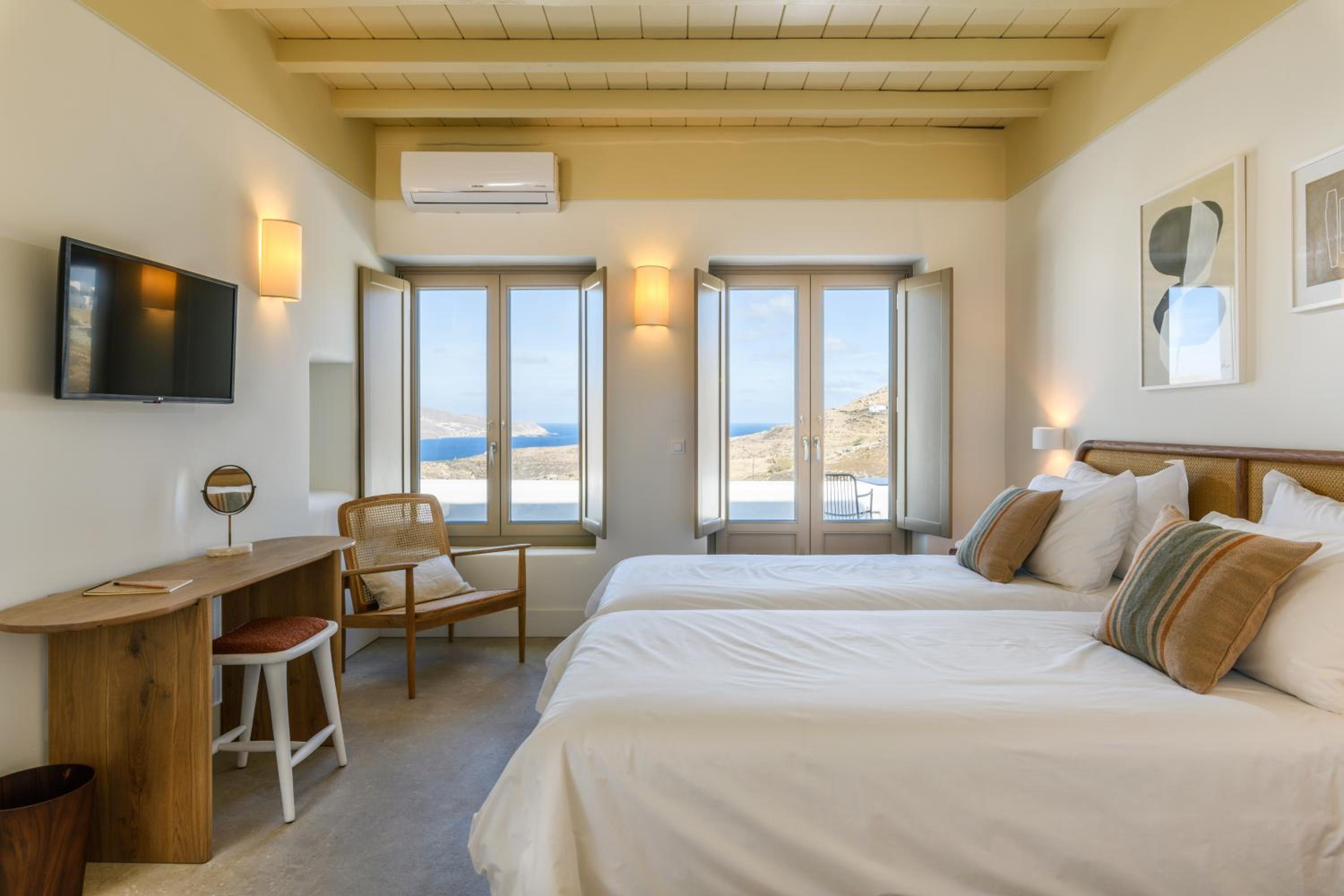 Sea and Pool View Suite