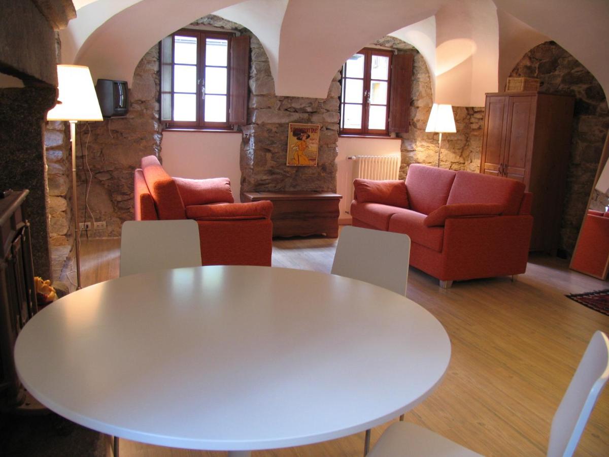 Studio (2 Adults) photo 2
