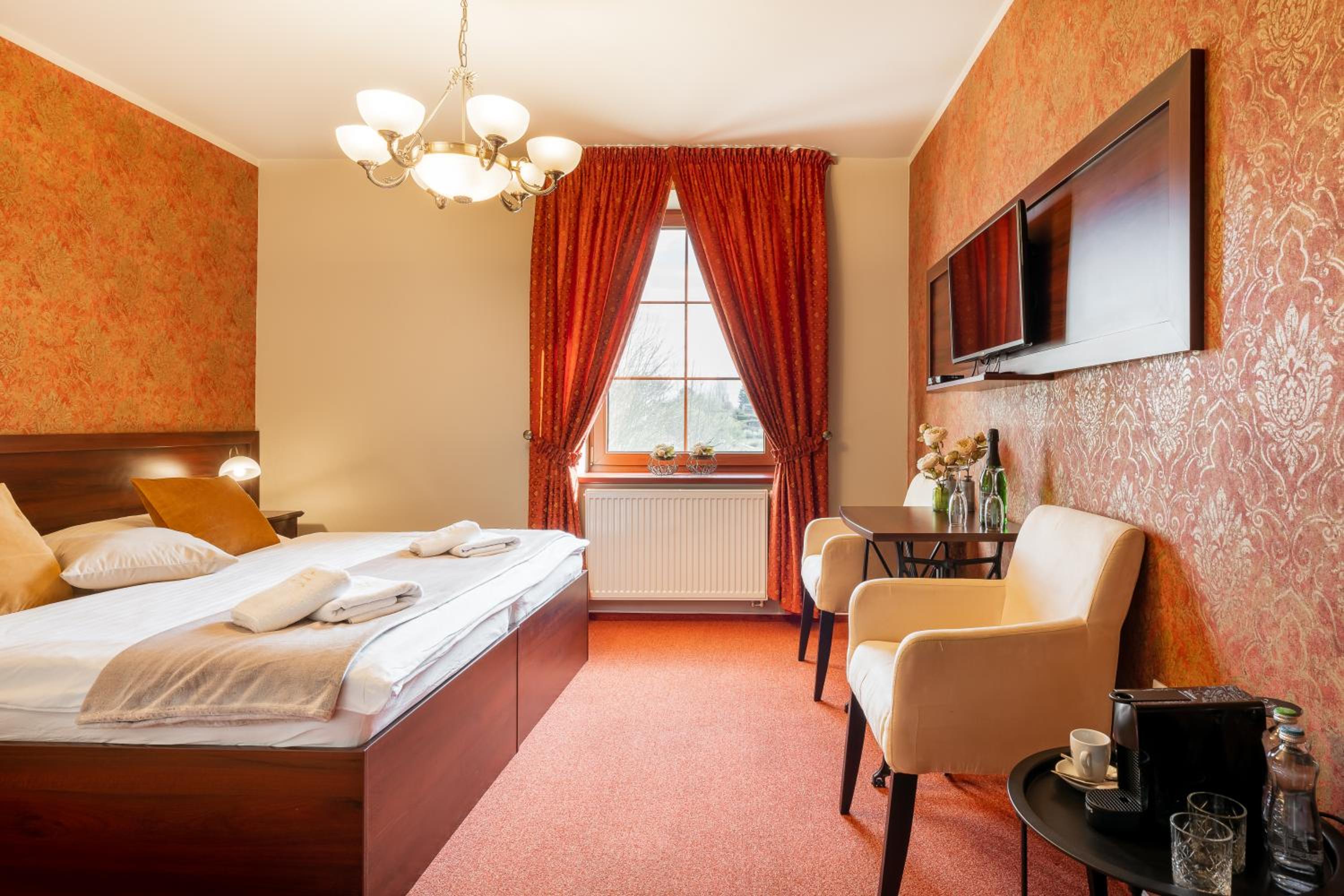 Double or Twin Room photo 1