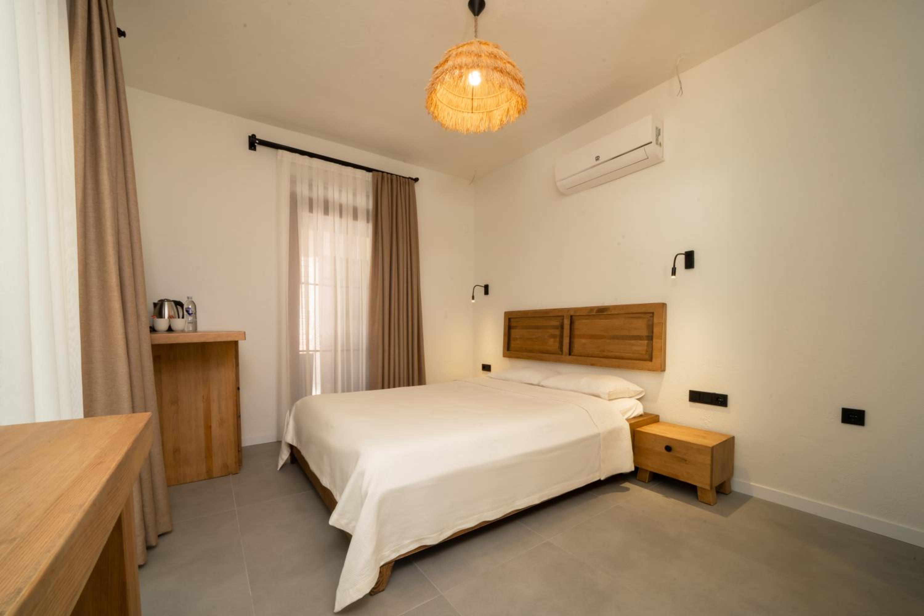 Deluxe Double Room - Photo 3