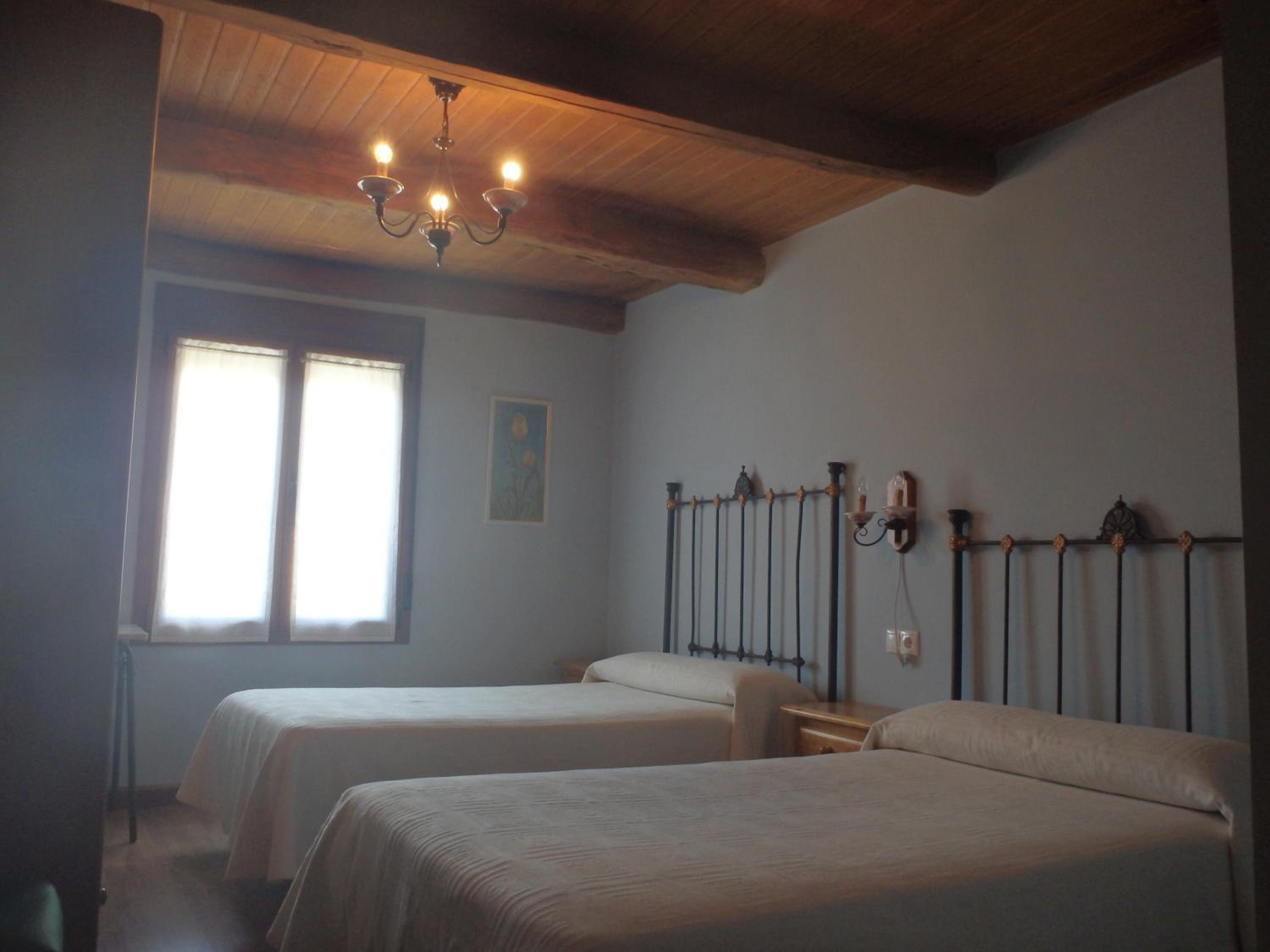Habitación Doble con Bañera de Hidromasaje