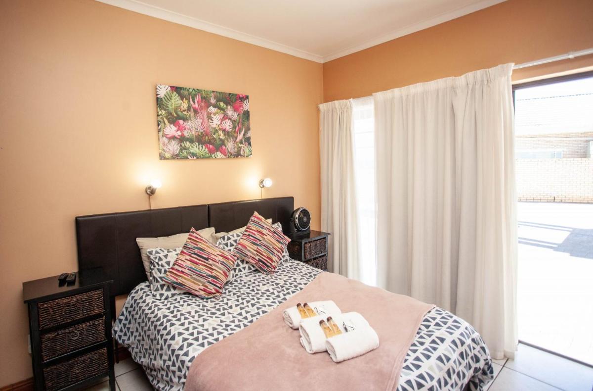 Executive Room photo 2