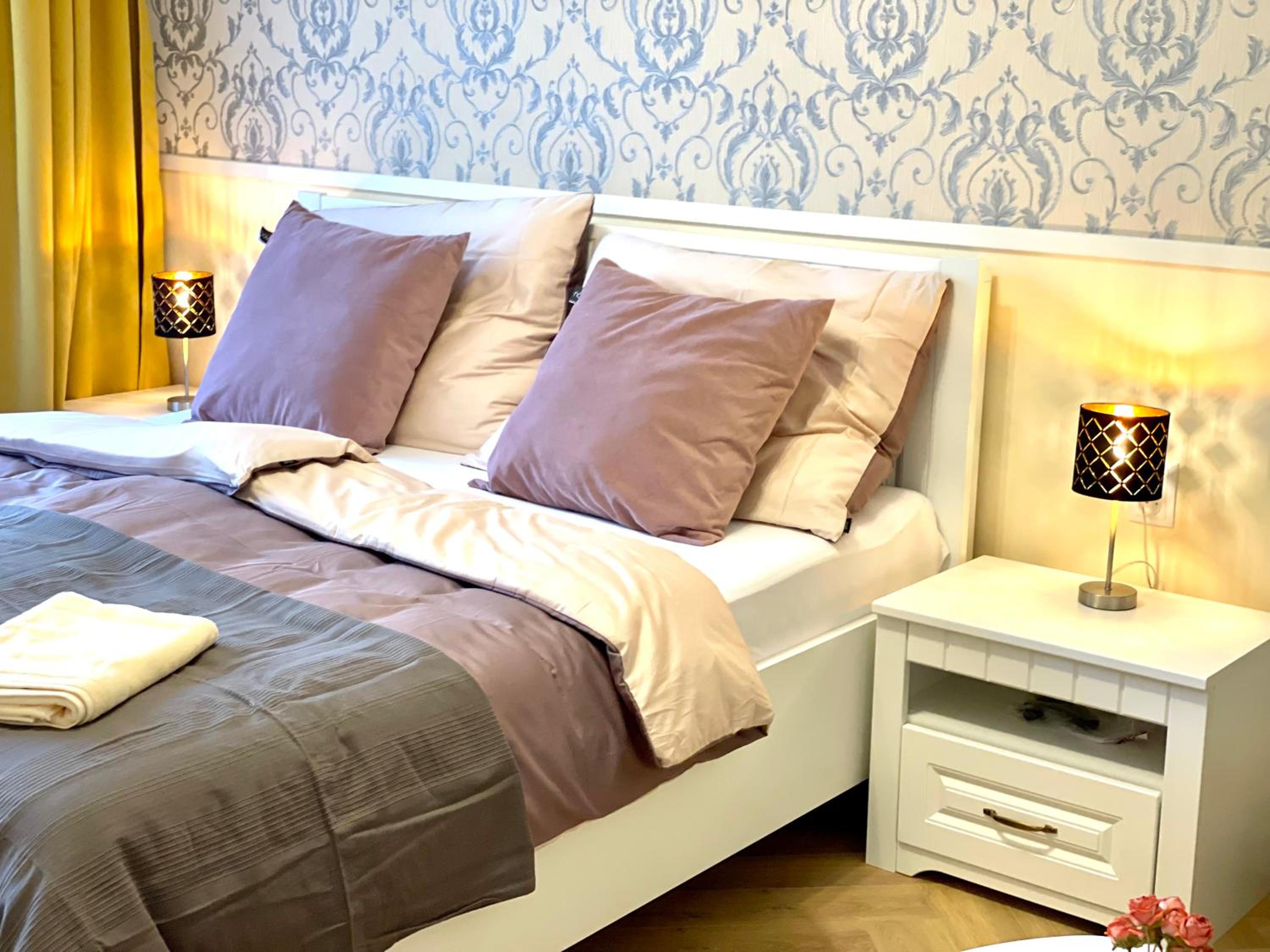Three-Bedroom Apartment - Photo 5