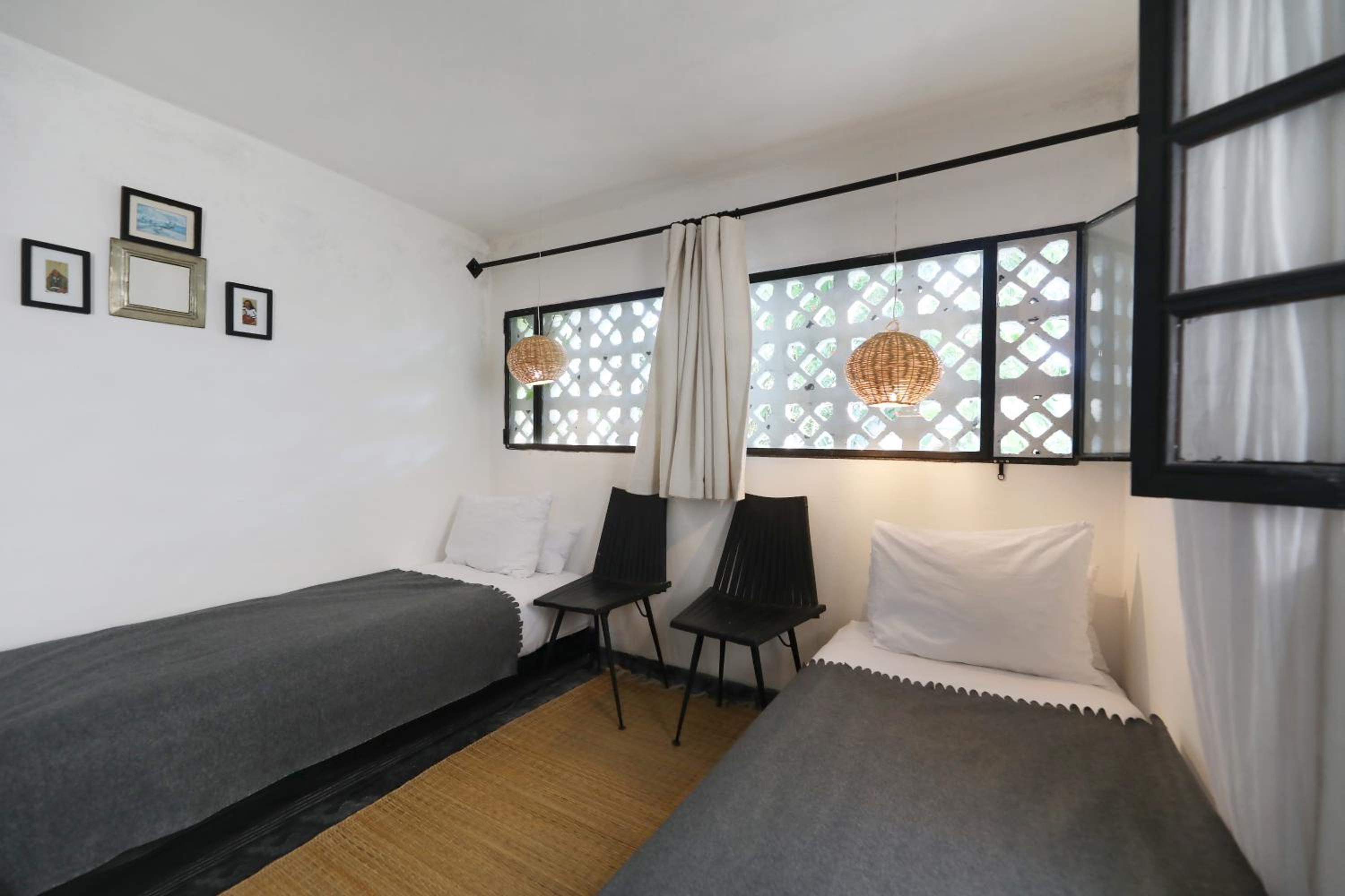 Double or Twin Room with Garden View photo 2