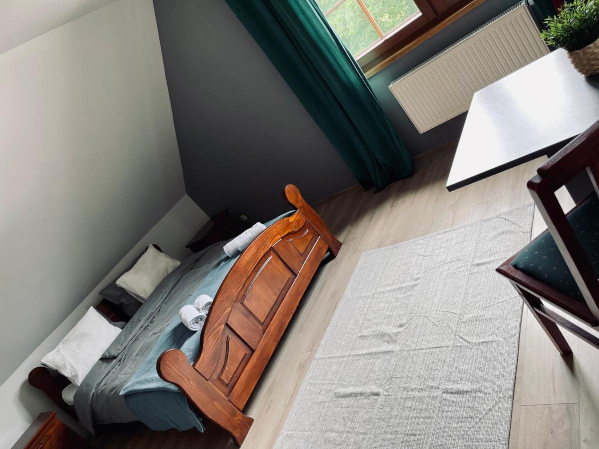 One-Bedroom Apartment - Photo 6