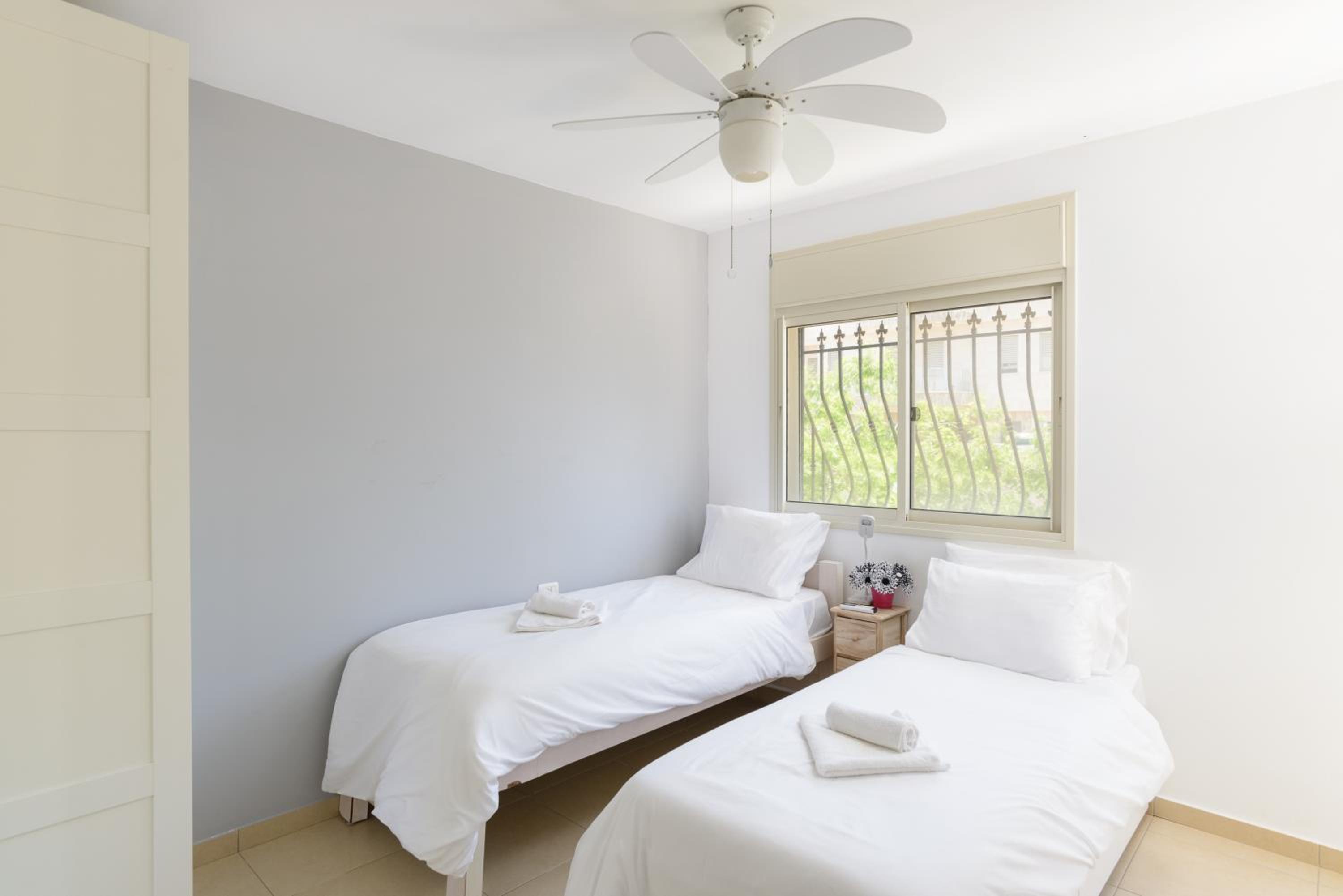 One-Bedroom House photo 3