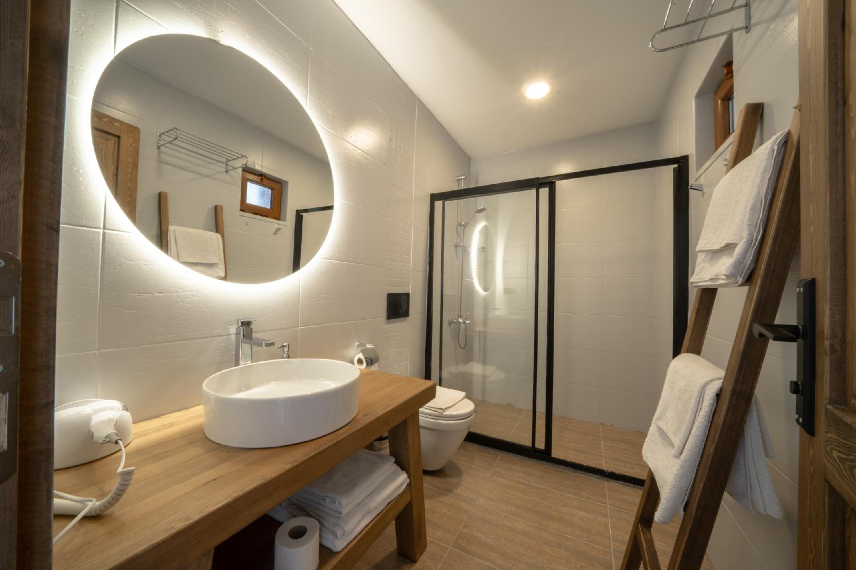 Family Suite - Photo 4