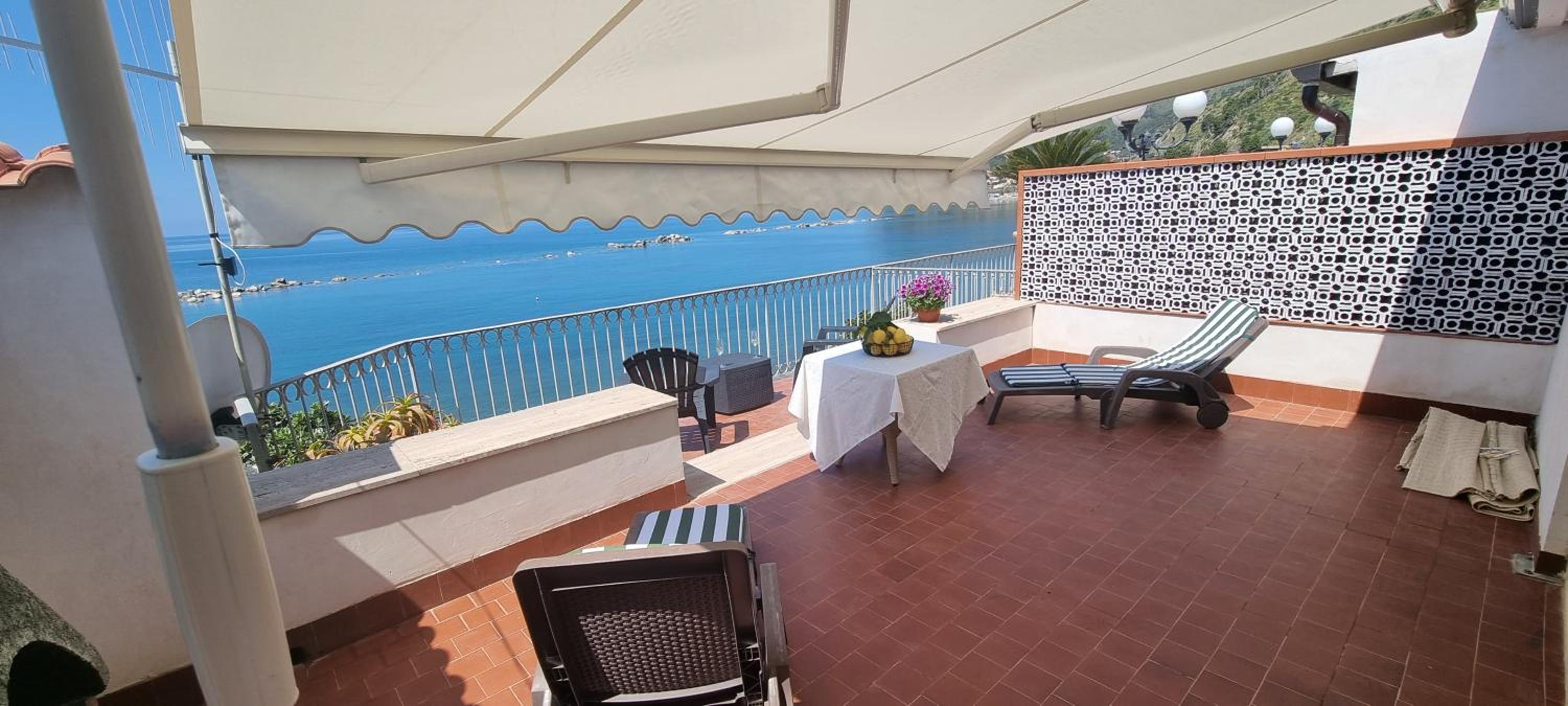 Apartment with Terrace photo 3