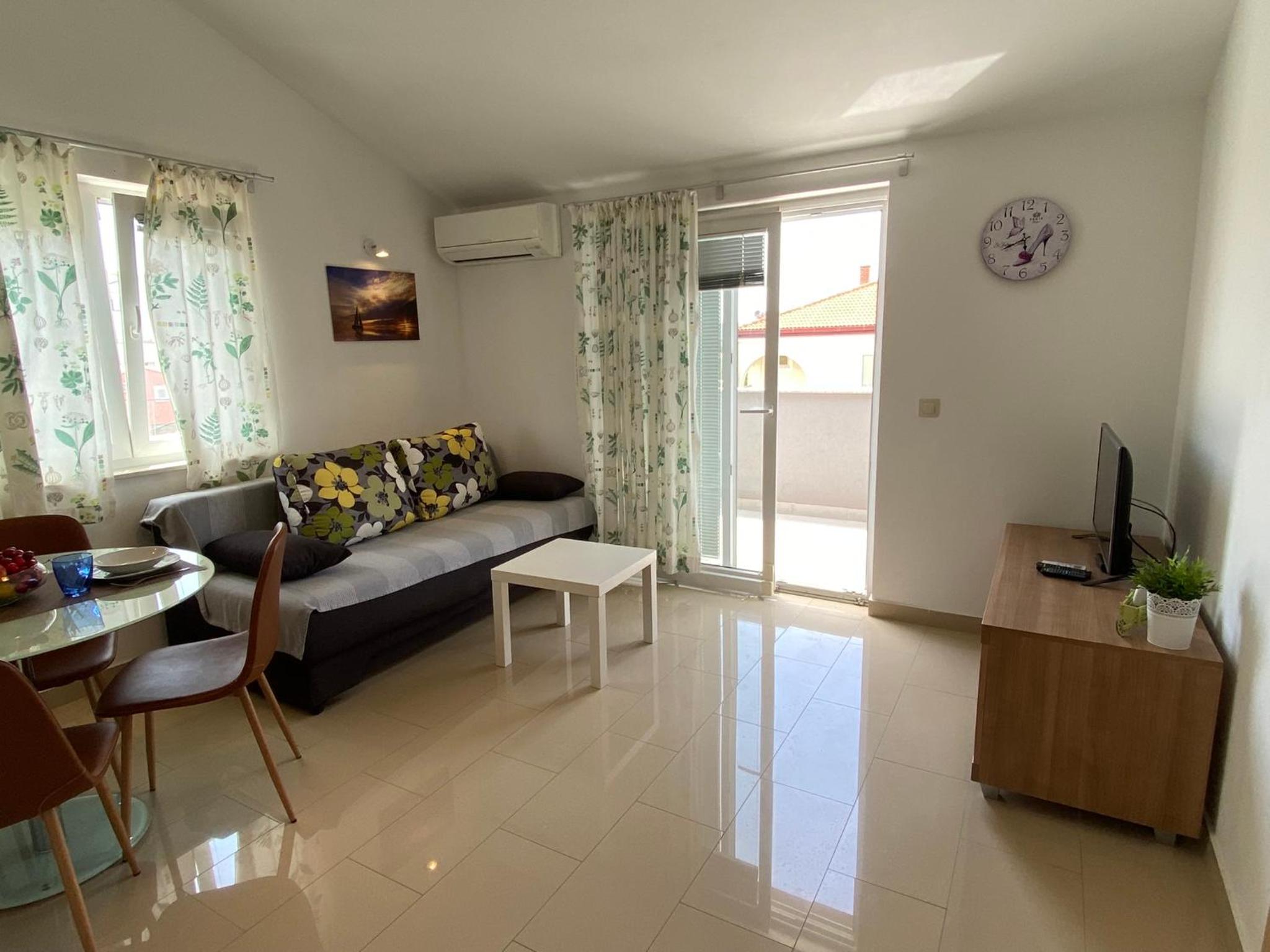 Deluxe Apartment with Terrace