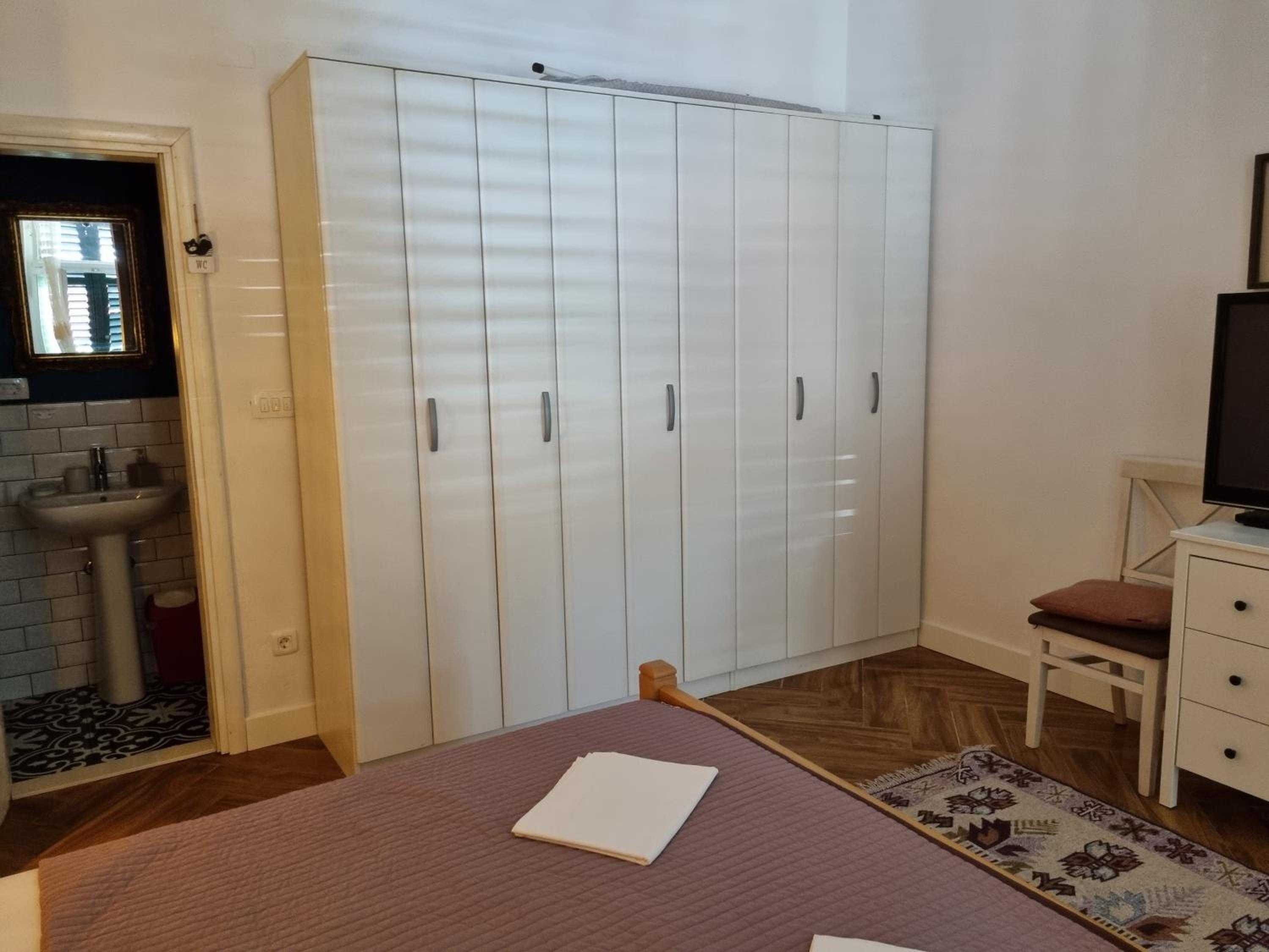 Apartment - Ground Floor photo 3