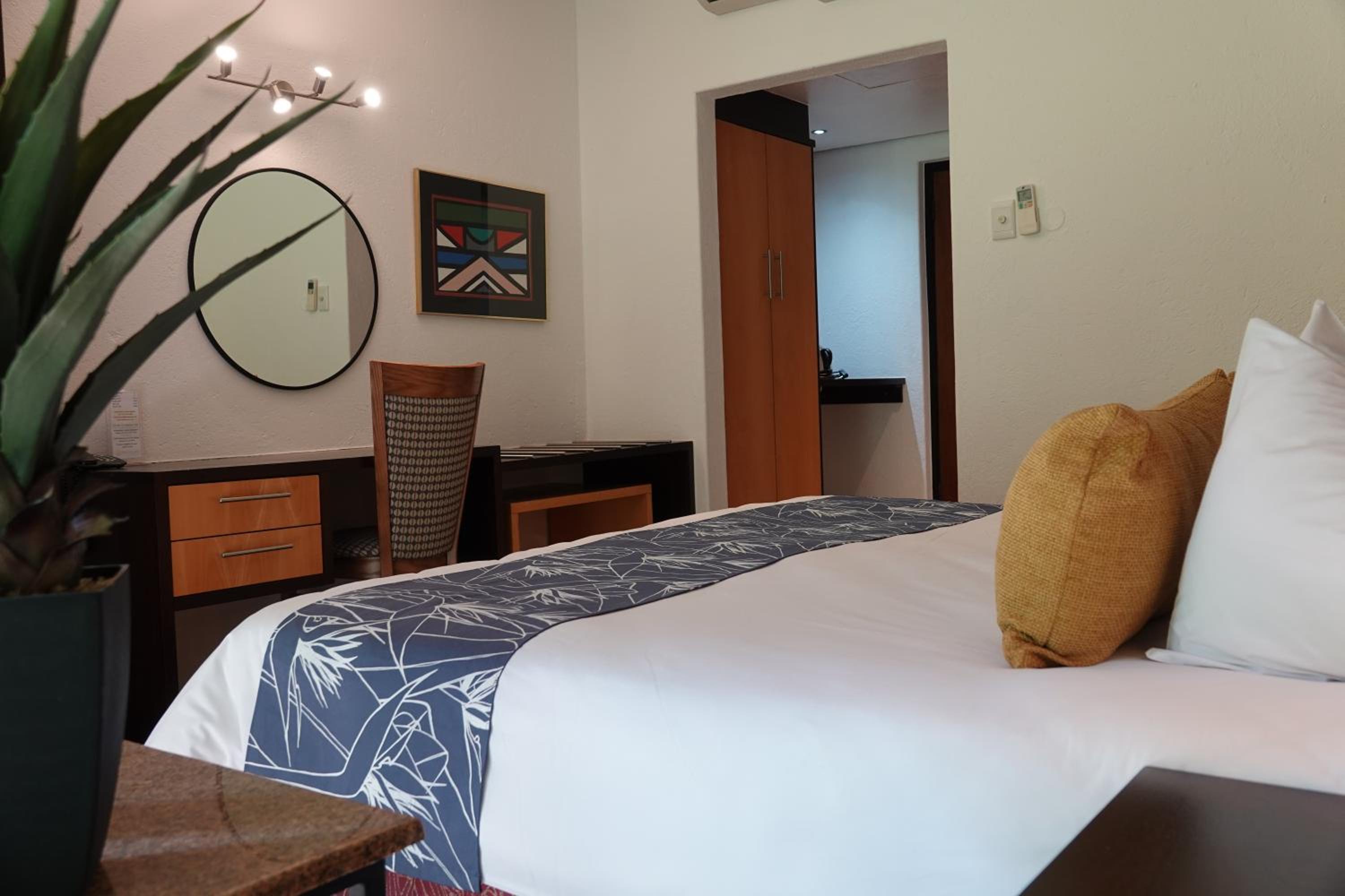 Standard Double Room - Photo 2