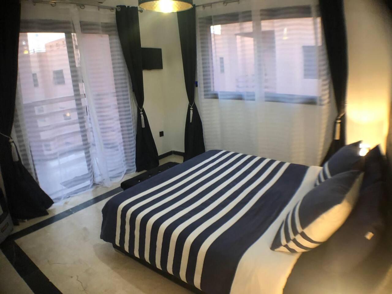Apartment - Photo 1