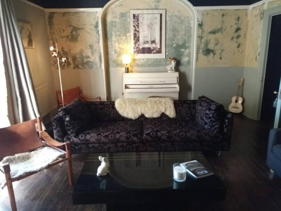 Villa photo 2