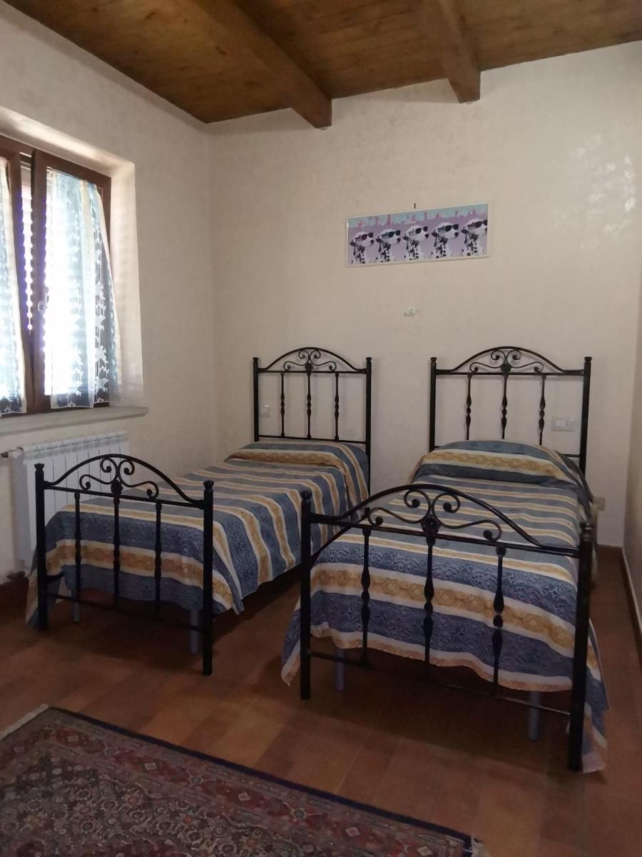 Twin Room with Private External Bathroom photo 1