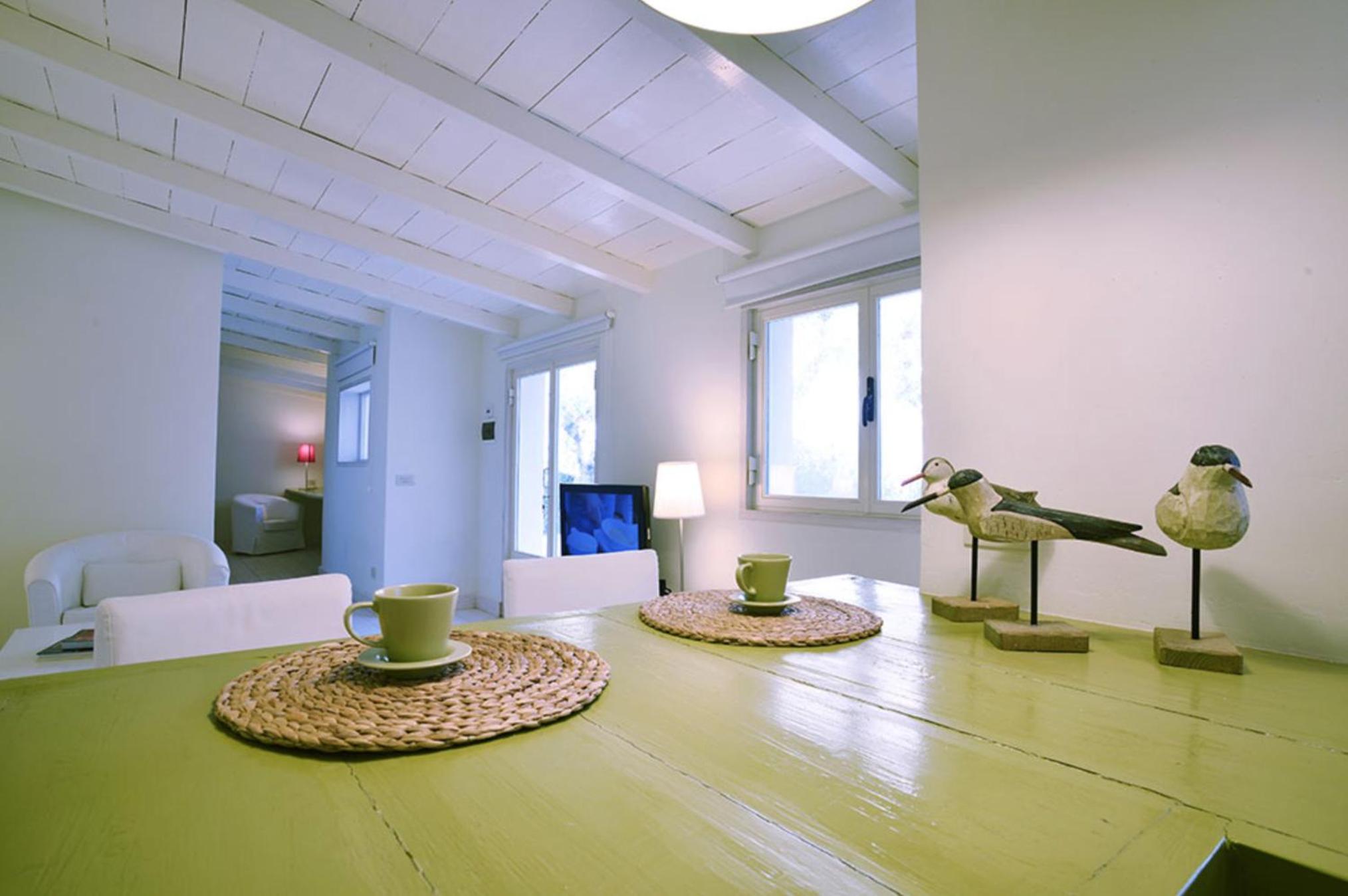 King Room with Pool View photo 2