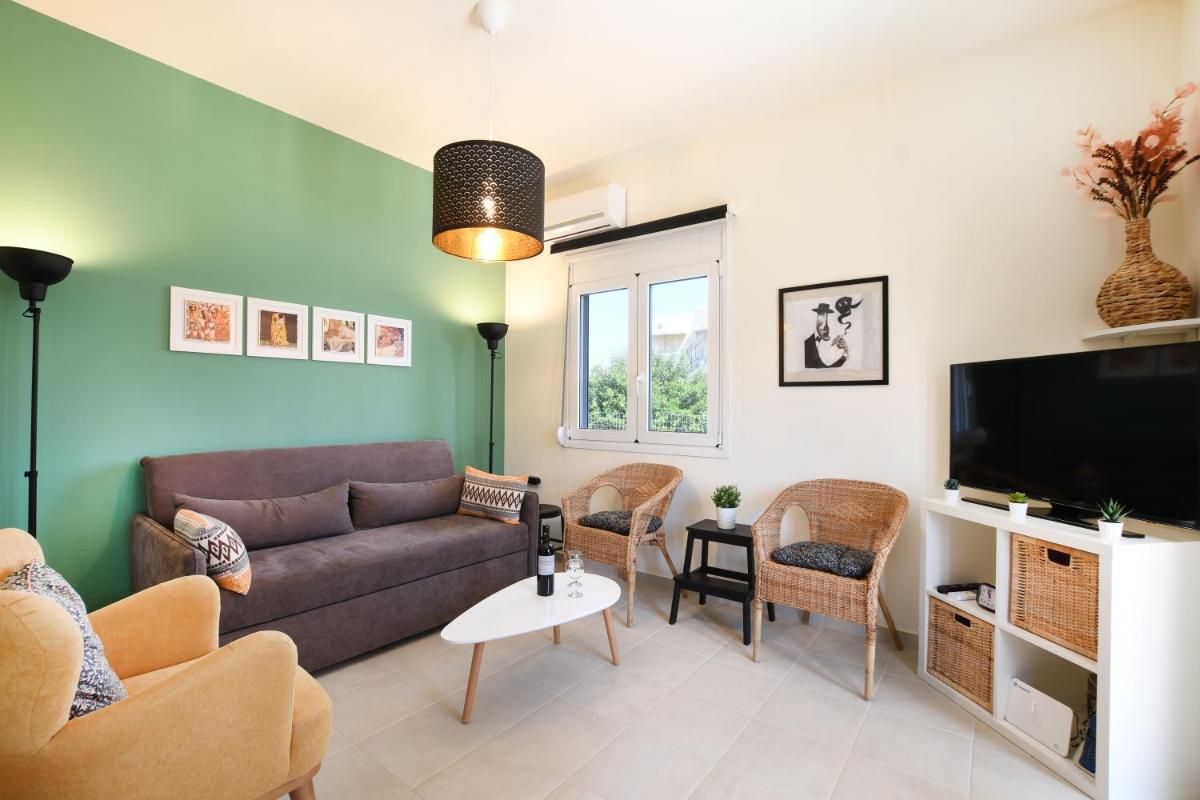 Two-Bedroom House photo 3