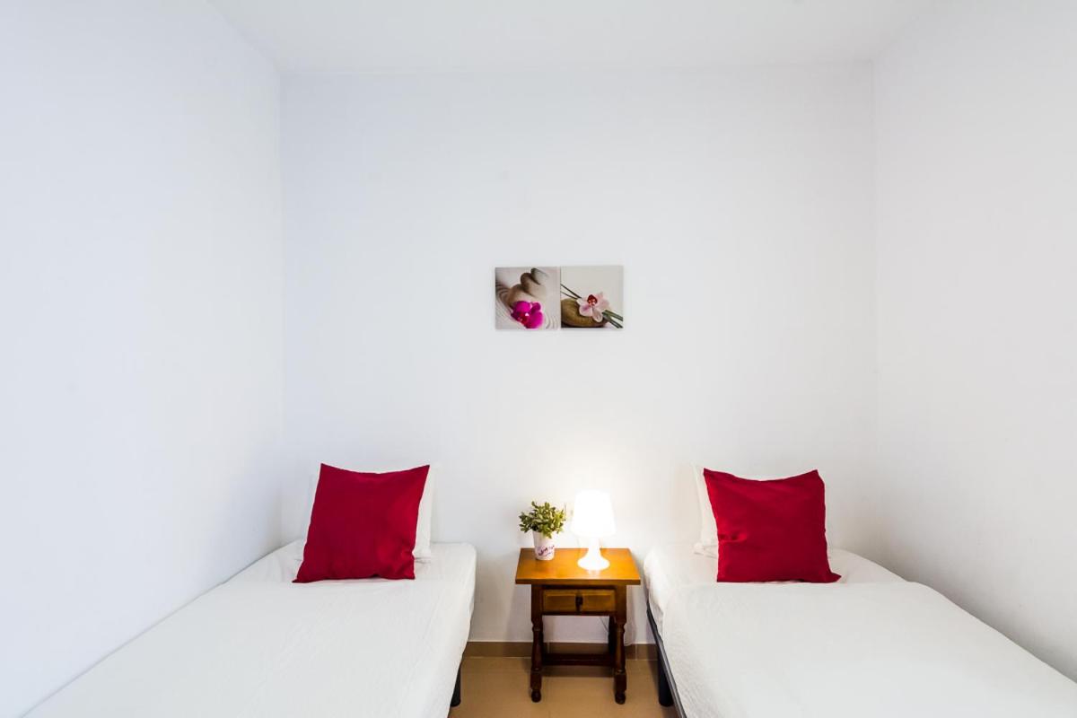 Apartamento con Balcón
