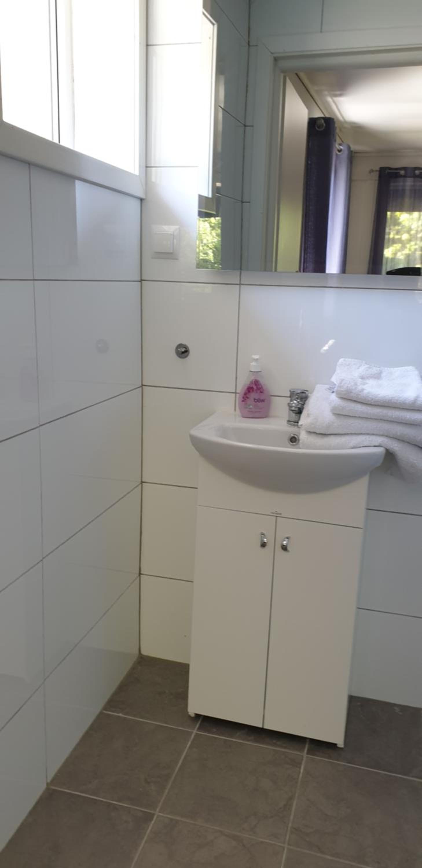 One-Bedroom Apartment - Photo 14