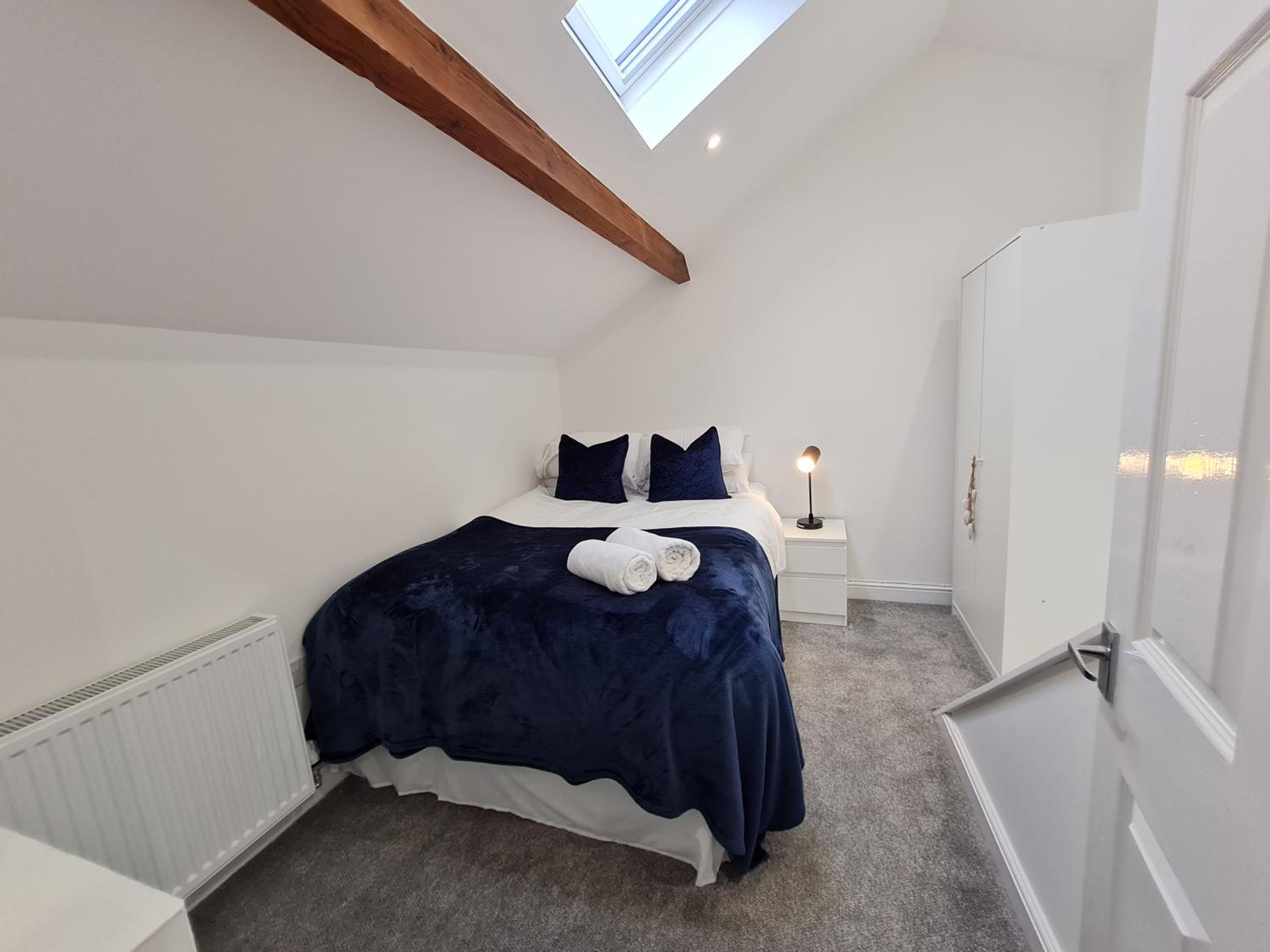 Three-Bedroom Apartment - Photo 3