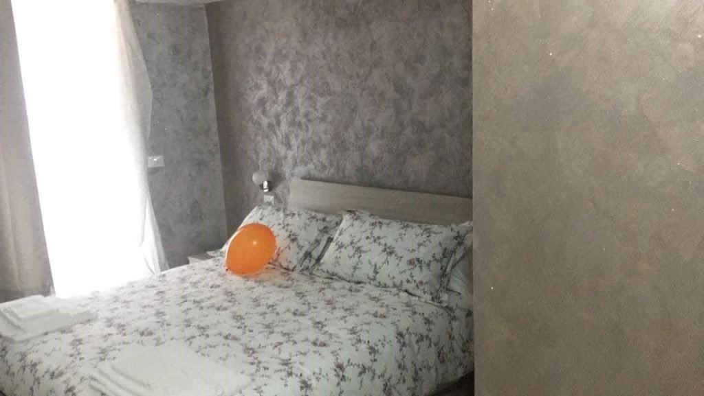 Double Room with Balcony - Photo 1