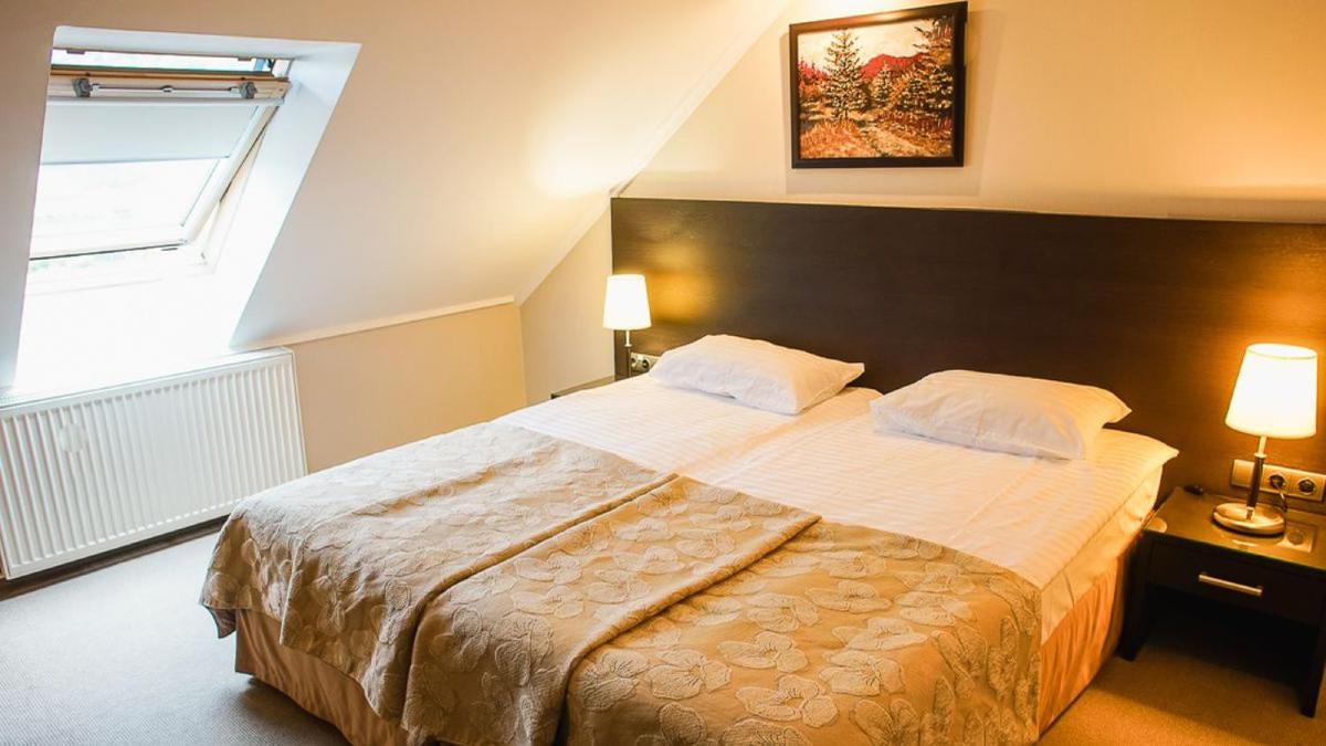 Double or Twin Room photo 2