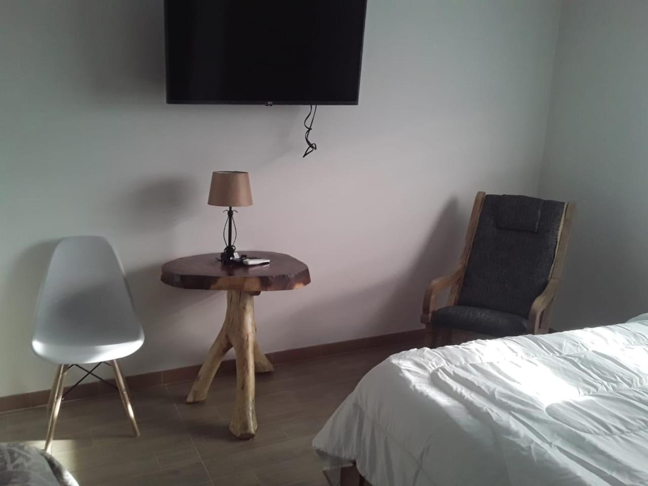 Double or Twin Room photo 2