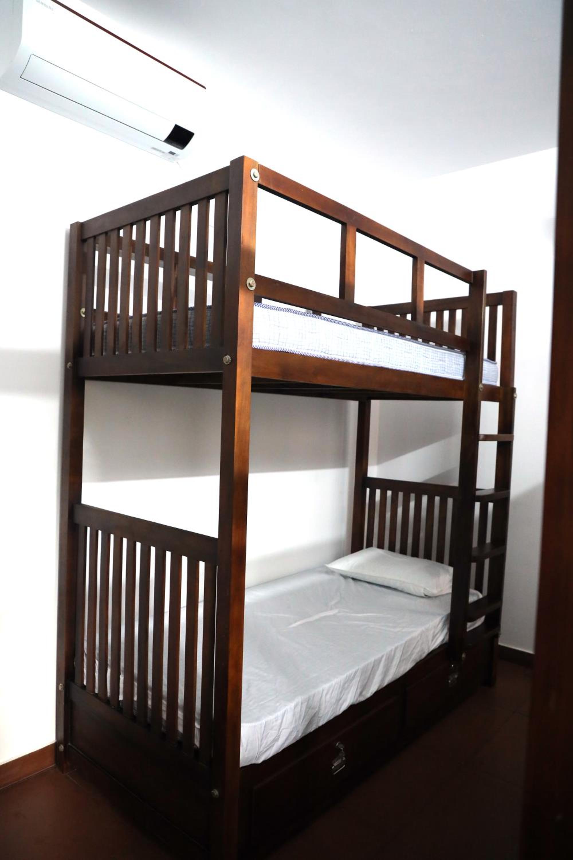 Bed in 6-Bed Mixed Dormitory Room photo 1