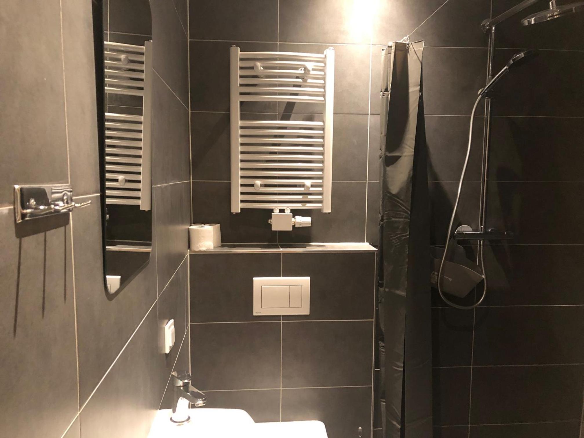 Double or Twin Room with Shared Bathroom photo 3