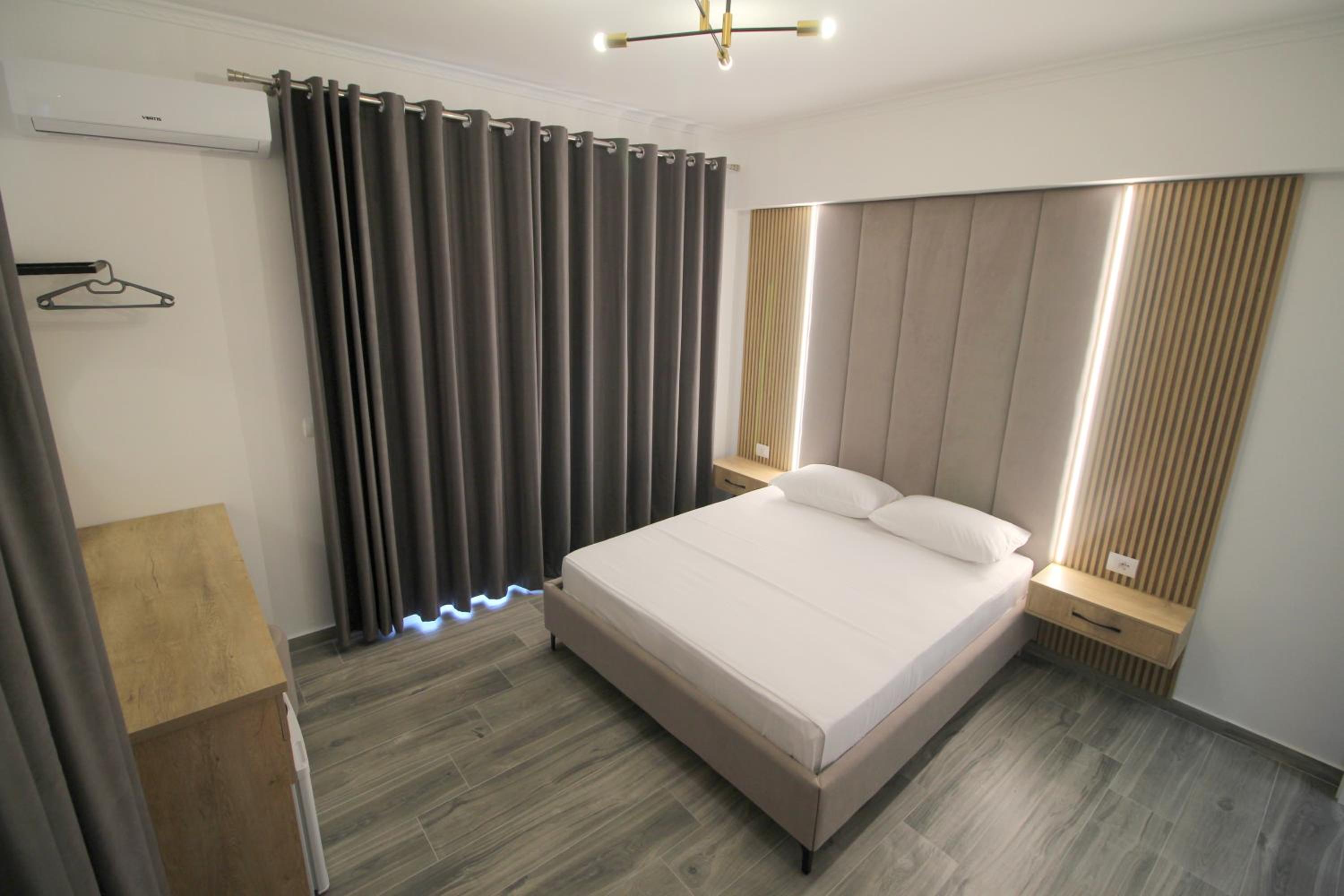 Deluxe Double Room with Shower