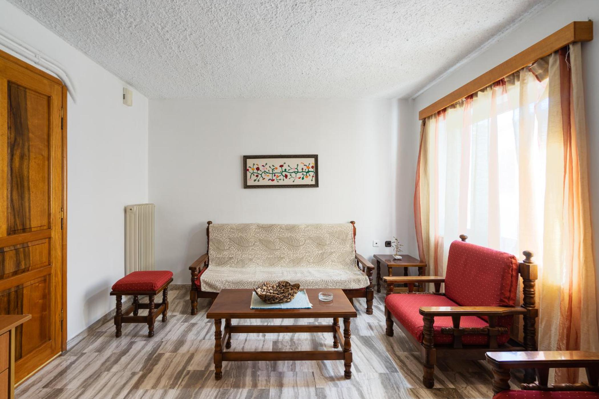 One-Bedroom Apartment - Photo 22